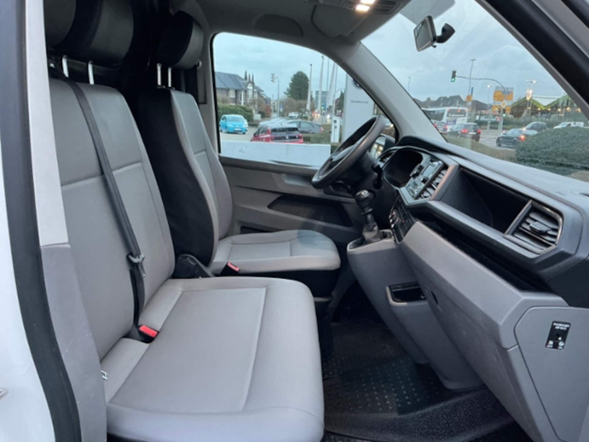 Volkswagen T6.1 Transporter Kasten langer Radstand