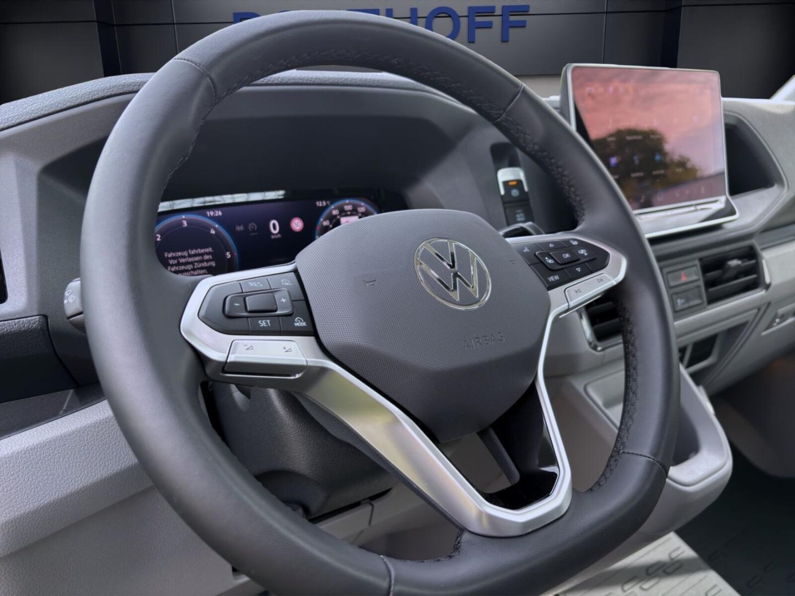 Volkswagen Crafter Einzelkabine mittlerer Radstand – Bild 11