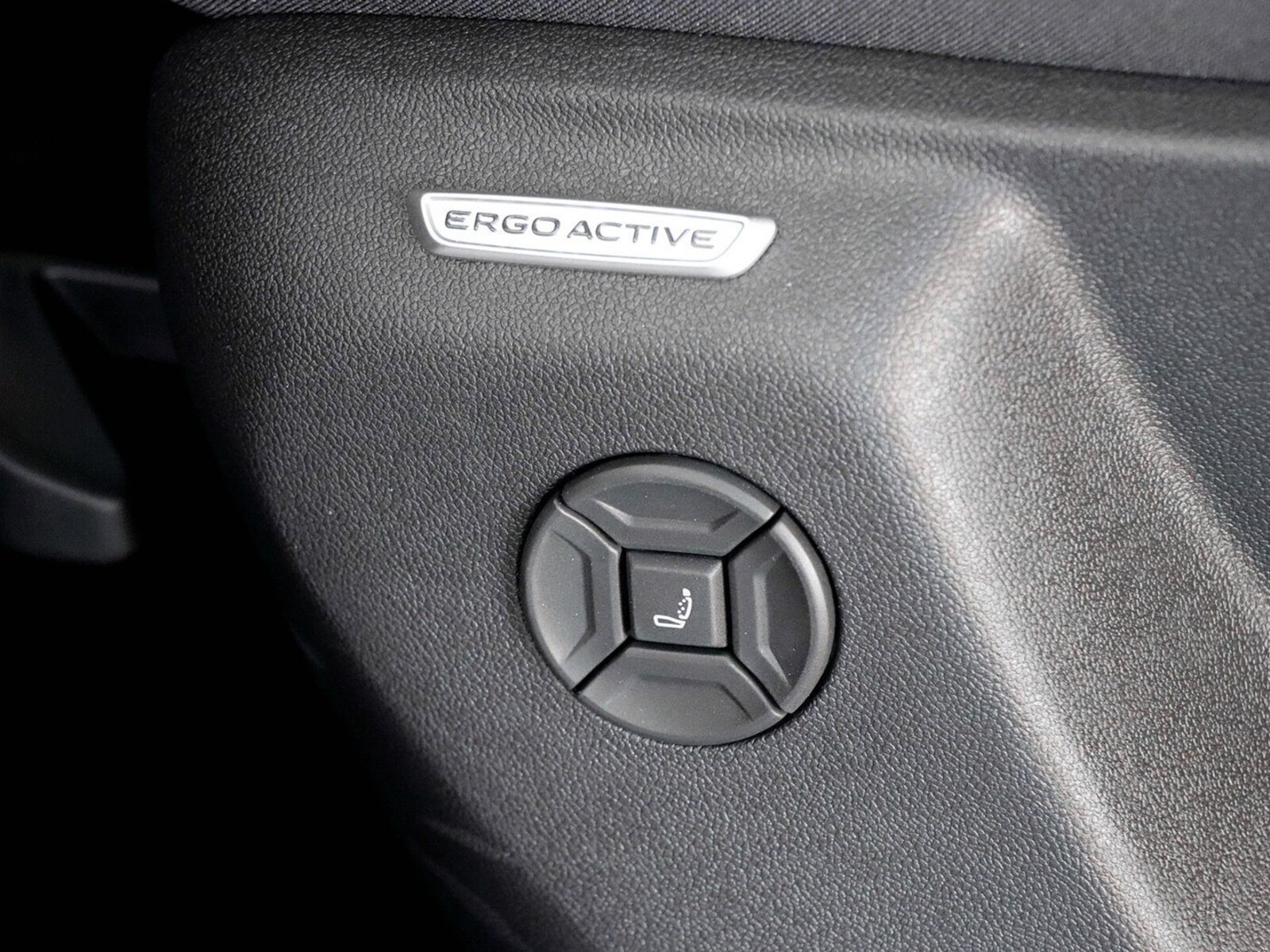 Volkswagen Tiguan – Bild 11