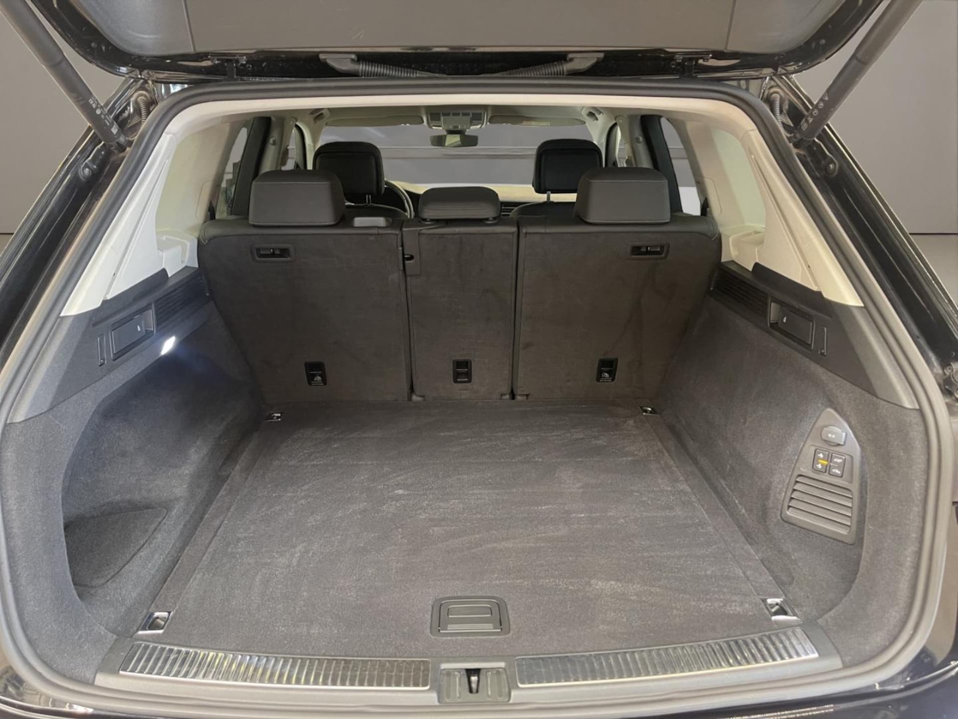 Volkswagen Touareg Elegance