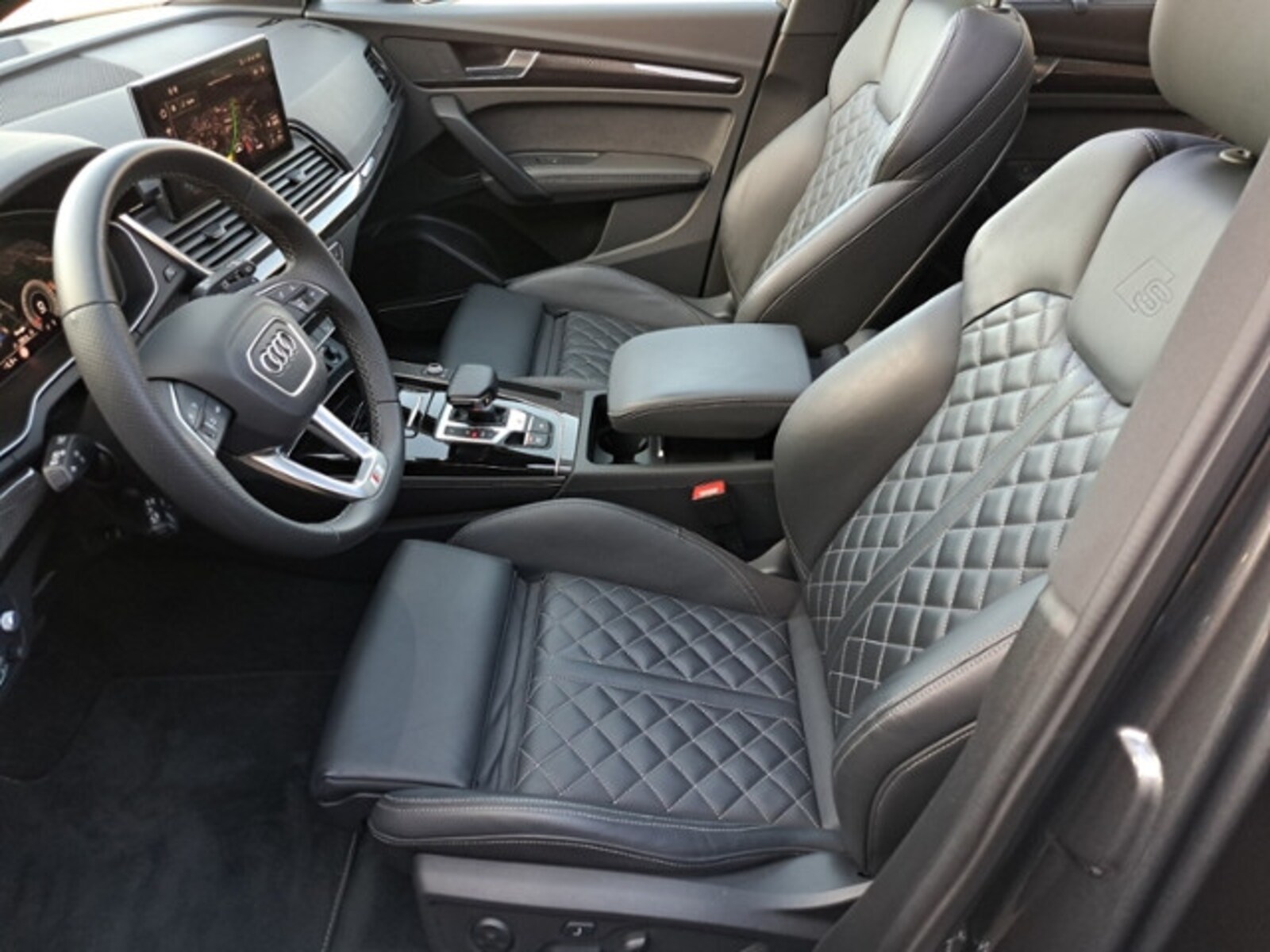 Audi SQ5 – Bild 15