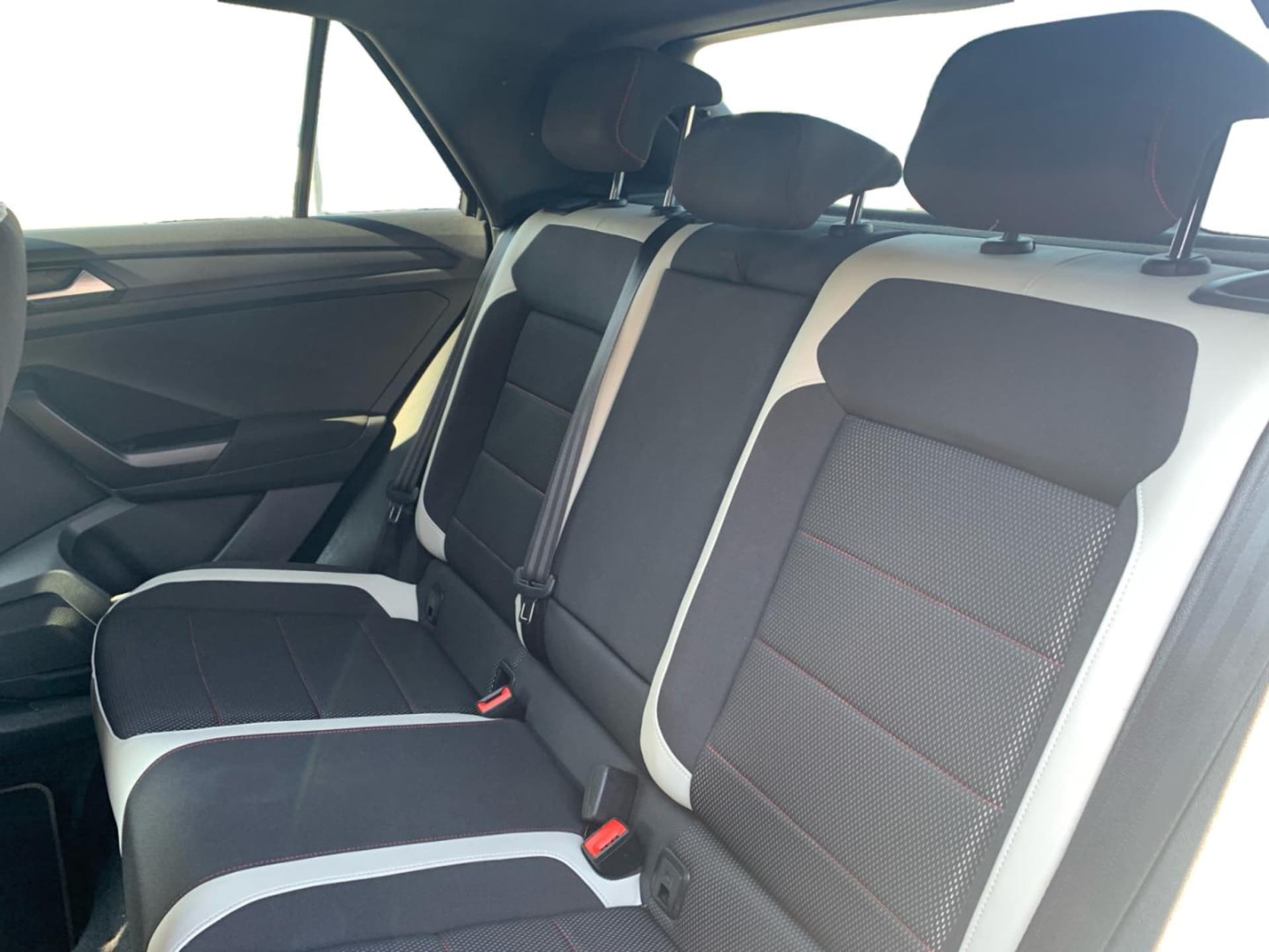 Volkswagen T-Roc Sport