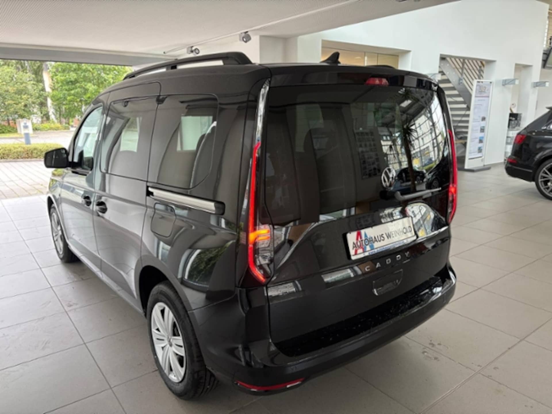 Volkswagen Caddy Basis-Modell