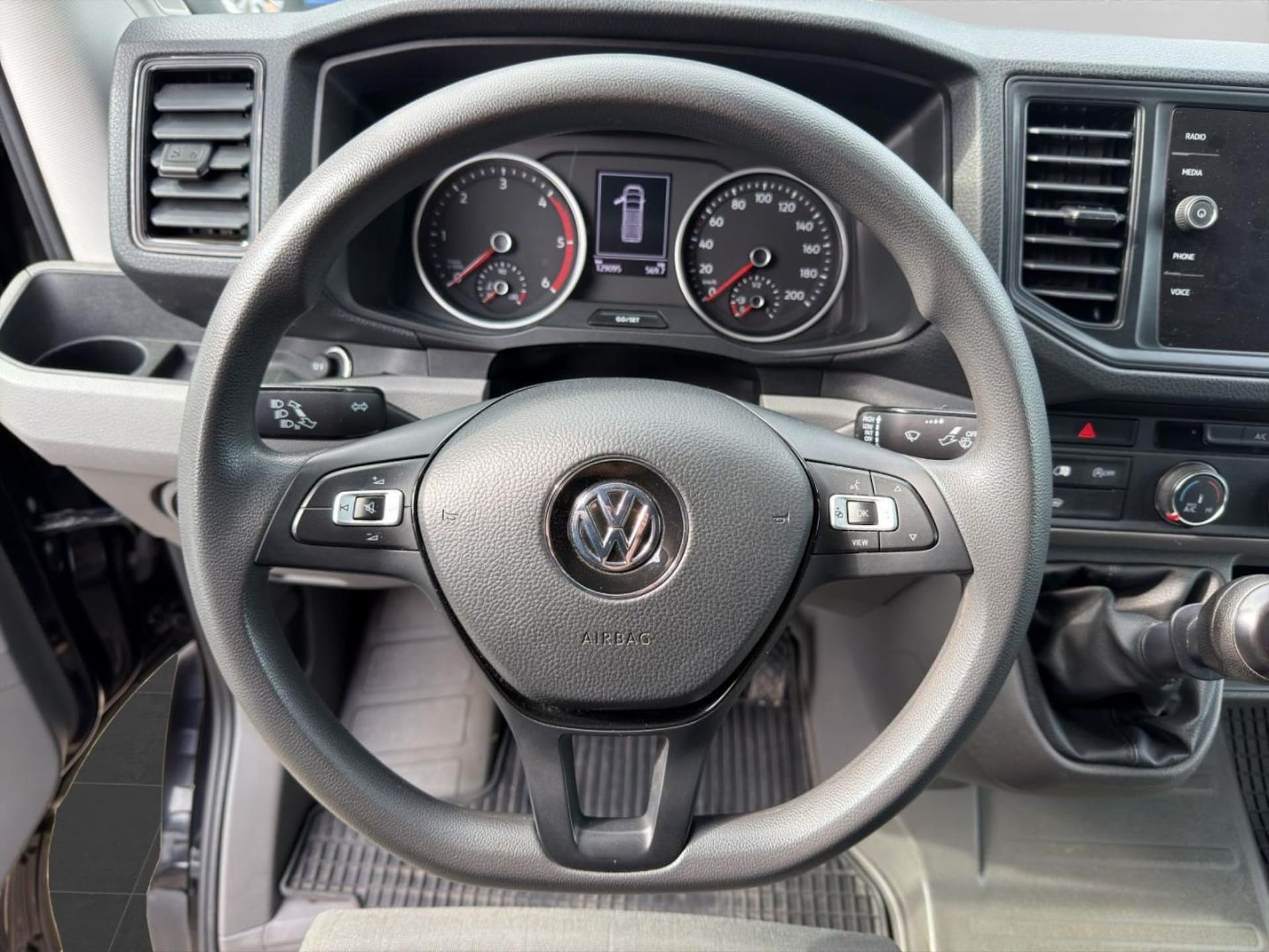 Volkswagen Crafter Kasten langer Radstand