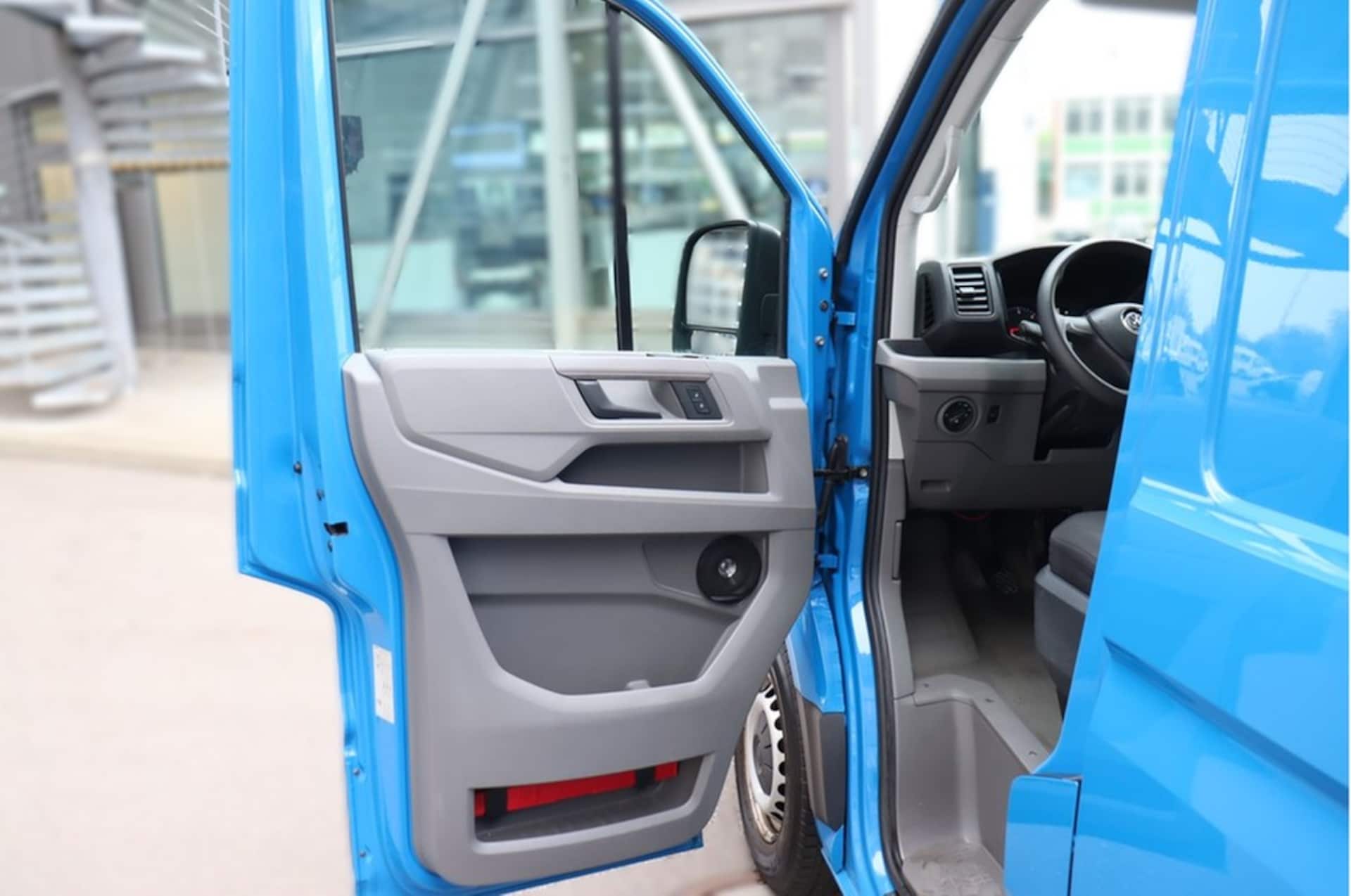 Volkswagen Crafter Kasten mittlerer Radstand