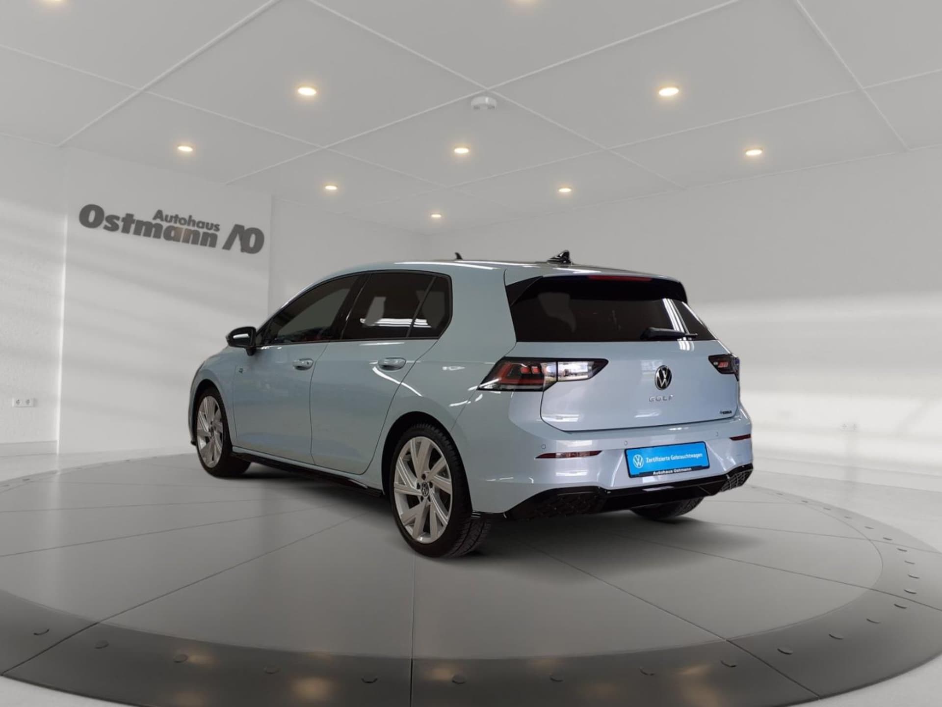 Volkswagen Golf R-Line