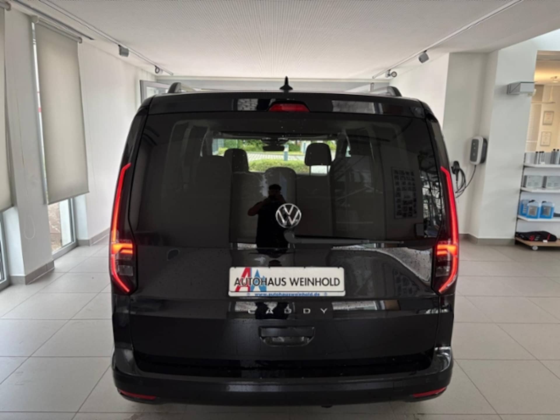 Volkswagen Caddy Basis-Modell