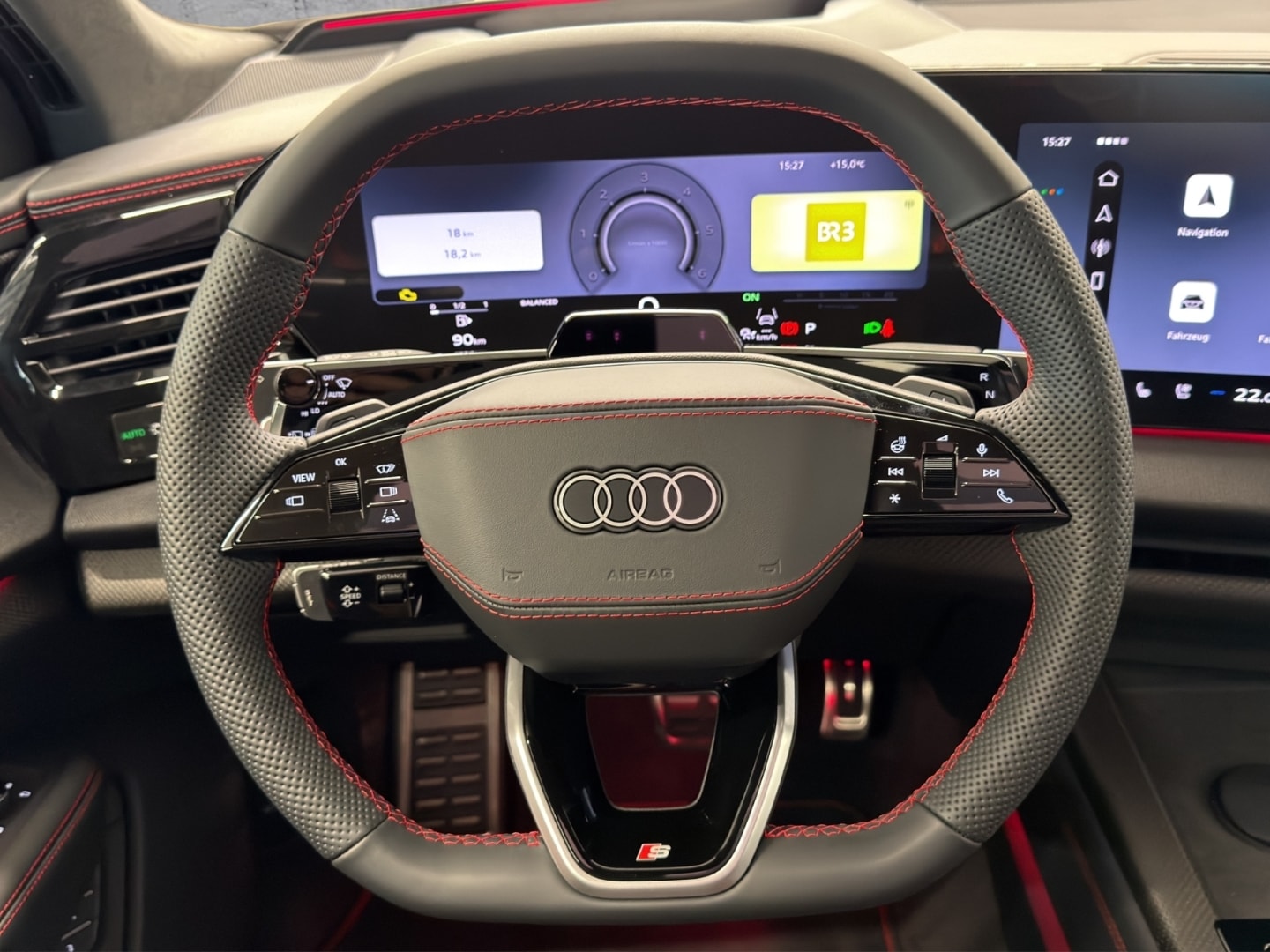 Bild über Audi Q7 SUV TDI quattro 220 kW tiptronic - für weitere Informationen kontaktieren Sie den Audi Partner