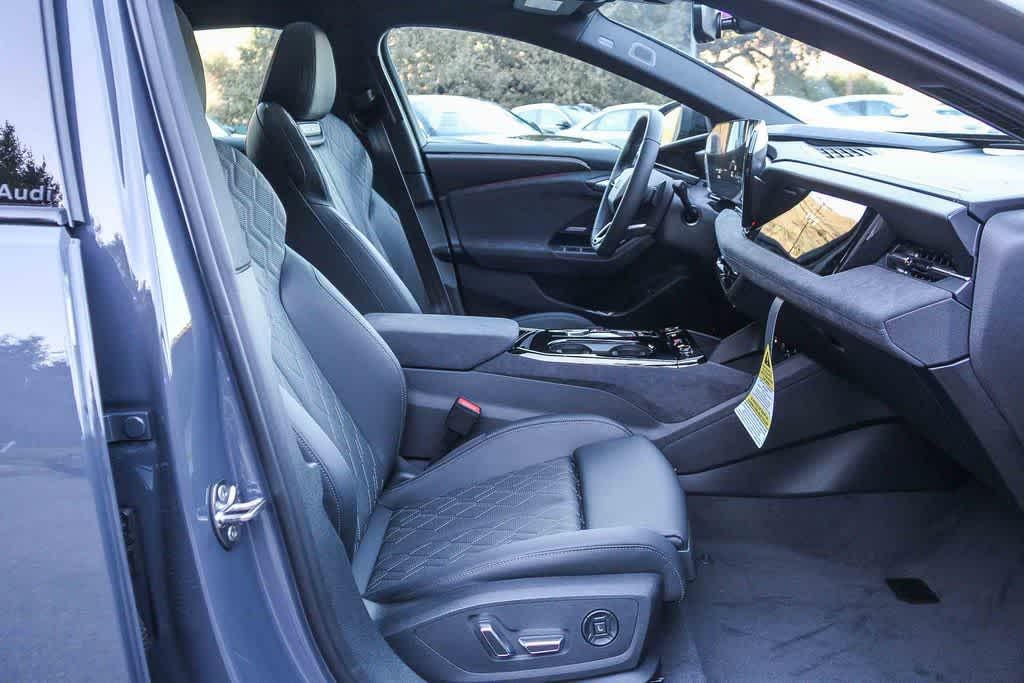 2025 Audi S6 Sportback e-tron Premium Plus - Photo 18
