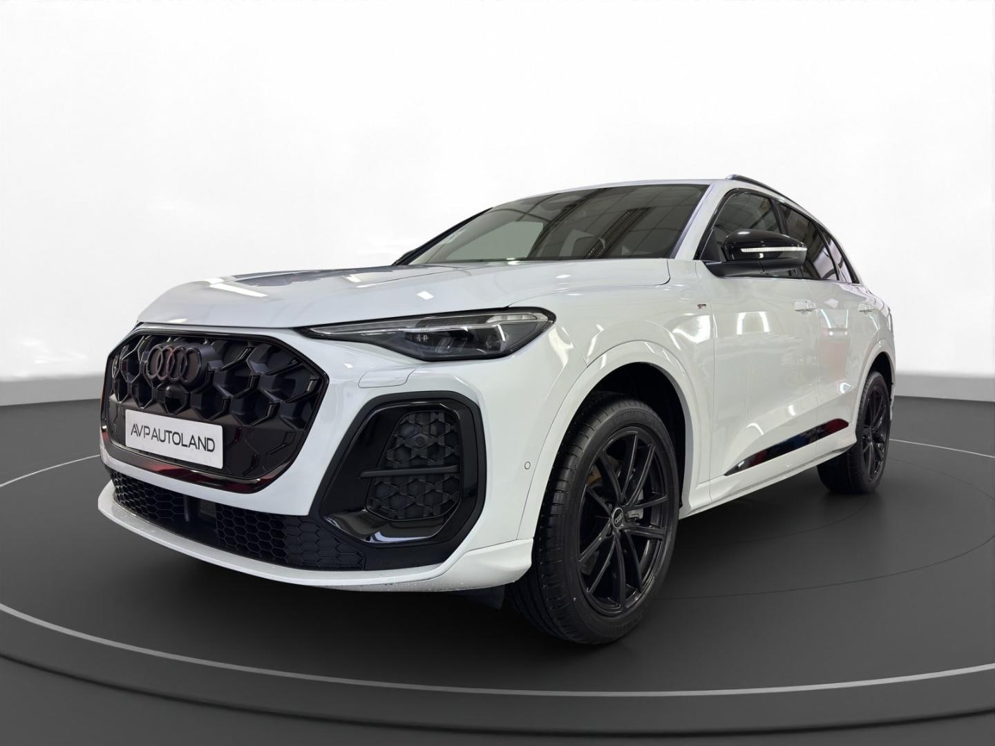 Bild über Audi Q5 SUV TDI quattro 150 kW S tronic - für weitere Informationen kontaktieren Sie den Audi Partner