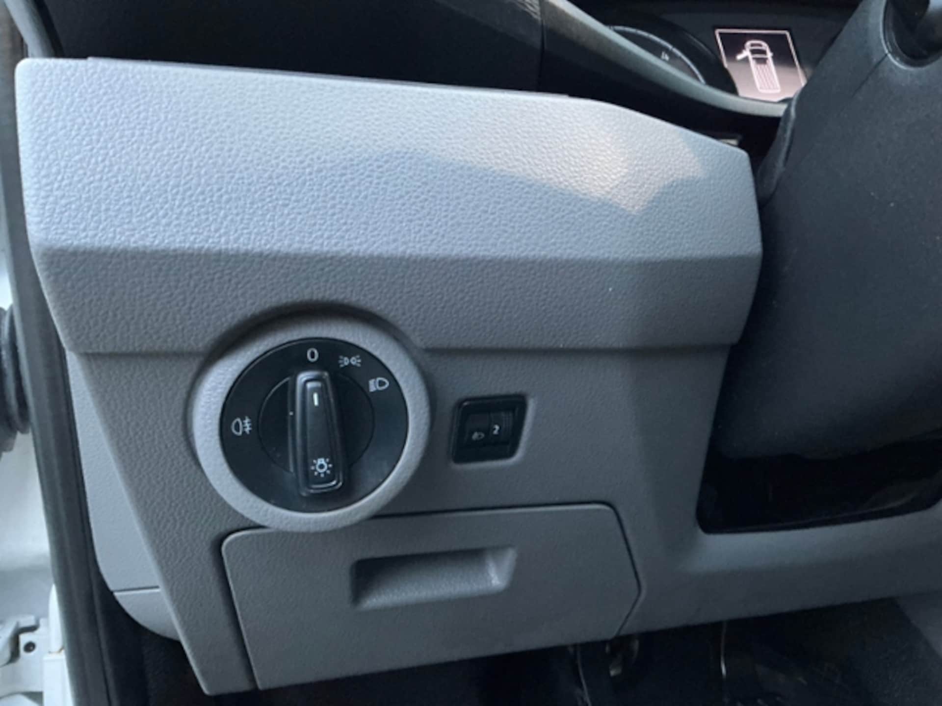 Volkswagen T6.1 Transporter Kasten langer Radstand