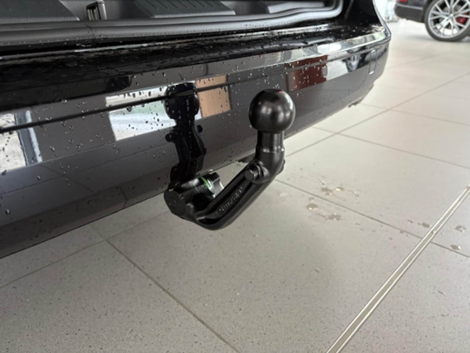 Volkswagen Caddy Basis-Modell