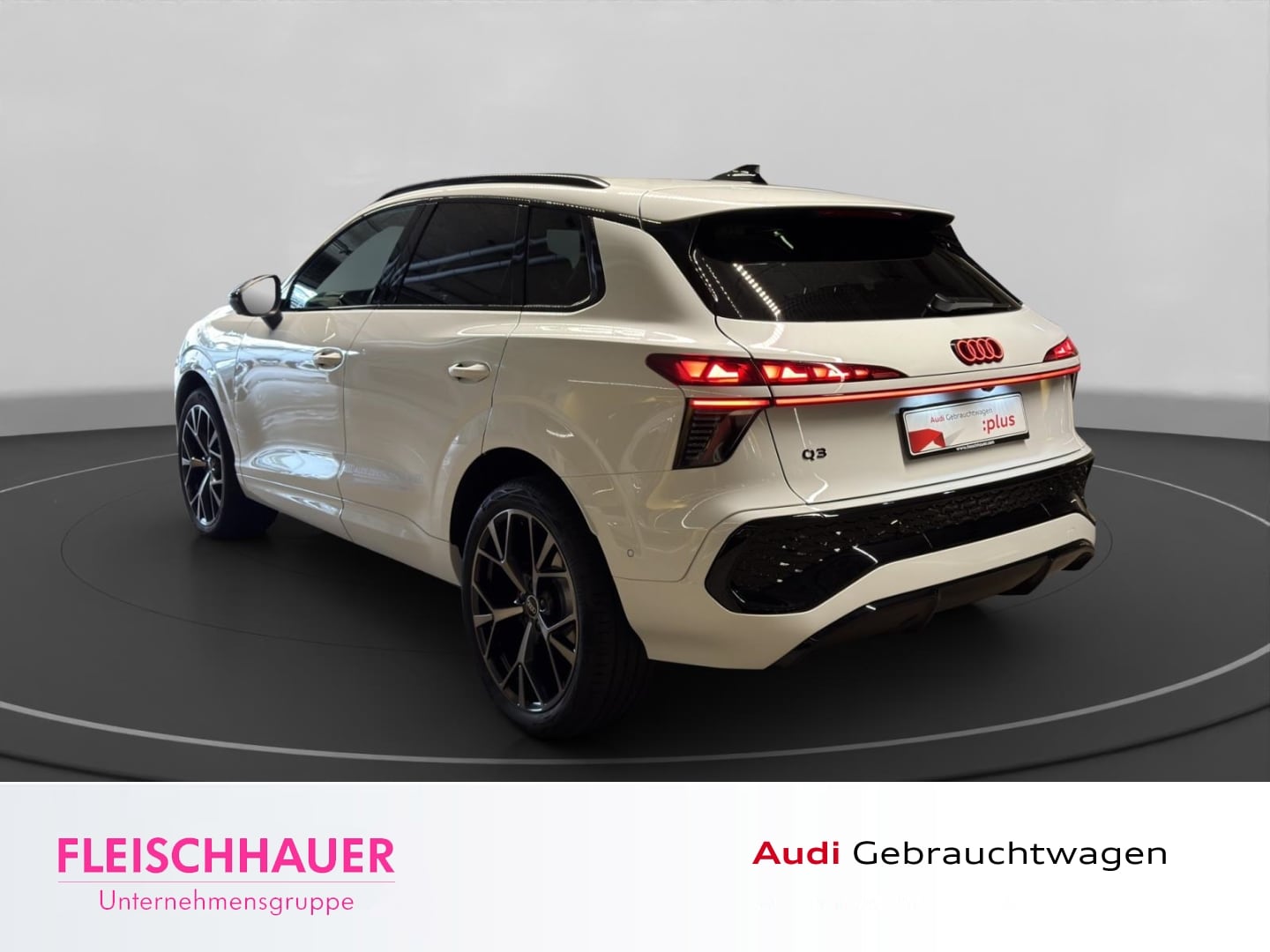 Bild über Audi Q3 SUV TFSI 110 kW S tronic - für weitere Informationen kontaktieren Sie den Audi Partner