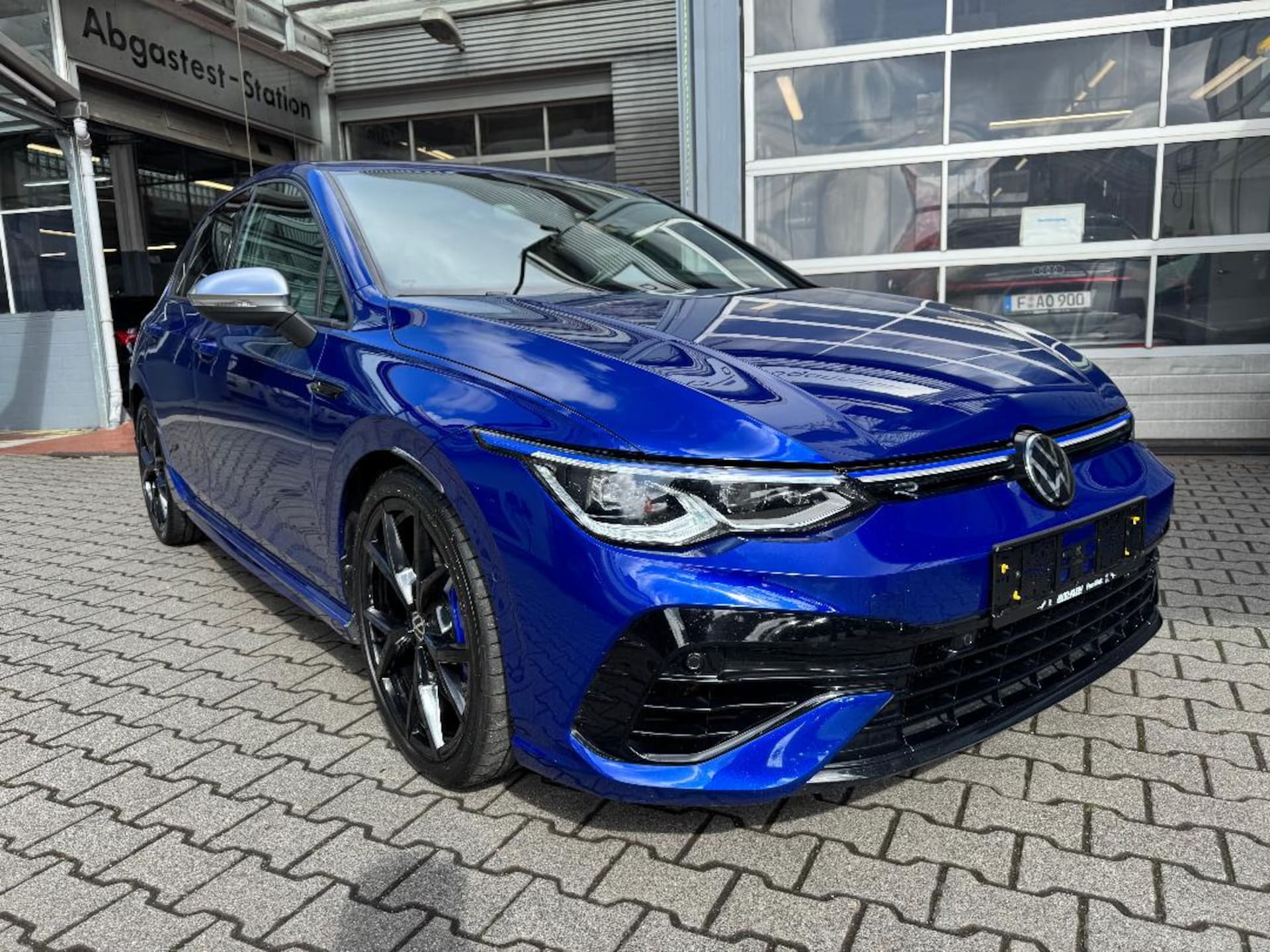 Volkswagen Golf R