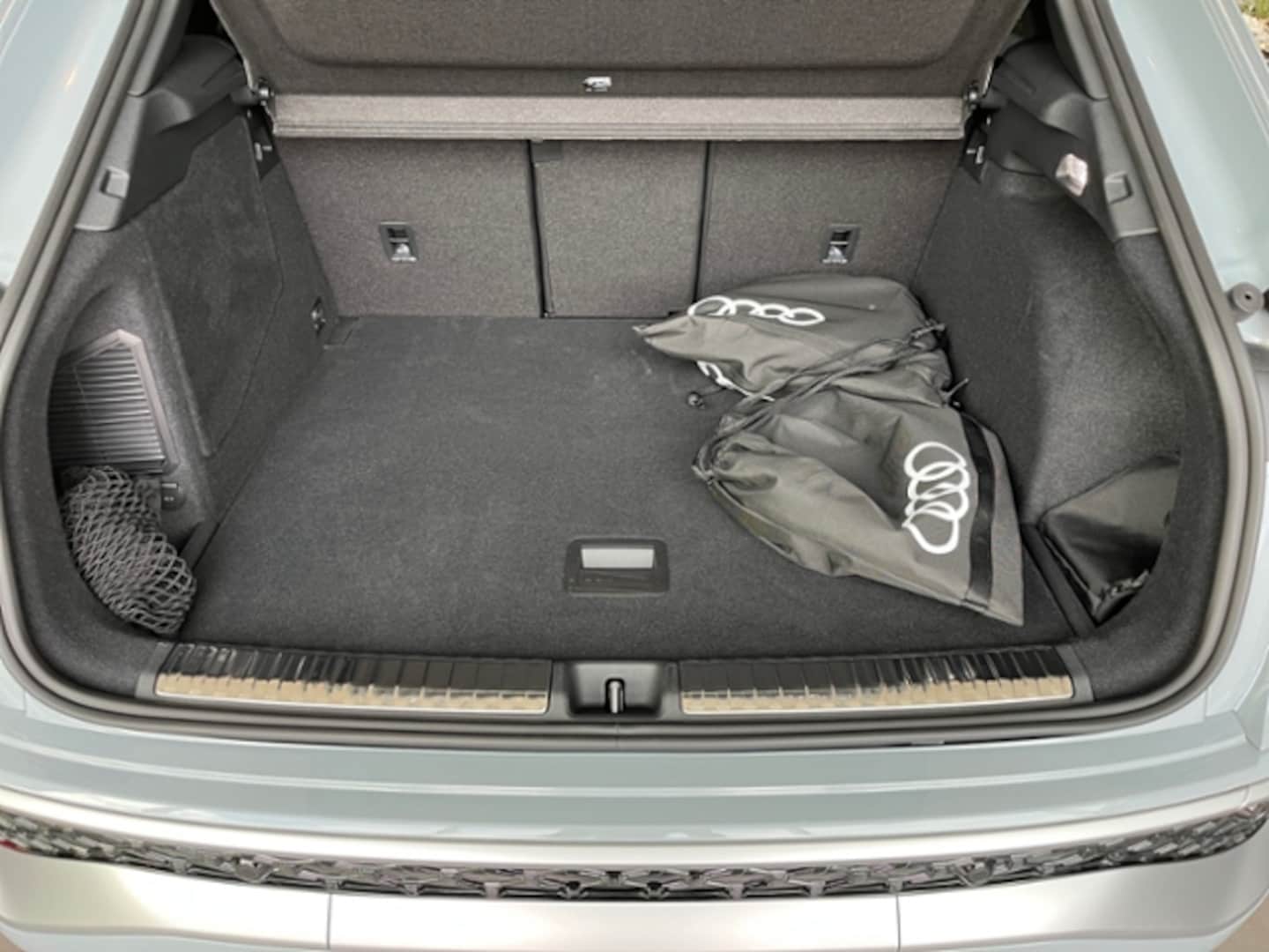 Bild über Audi Q3 SUV e-hybrid e-hybrid 200 kW S tronic - für weitere Informationen kontaktieren Sie den Audi Partner