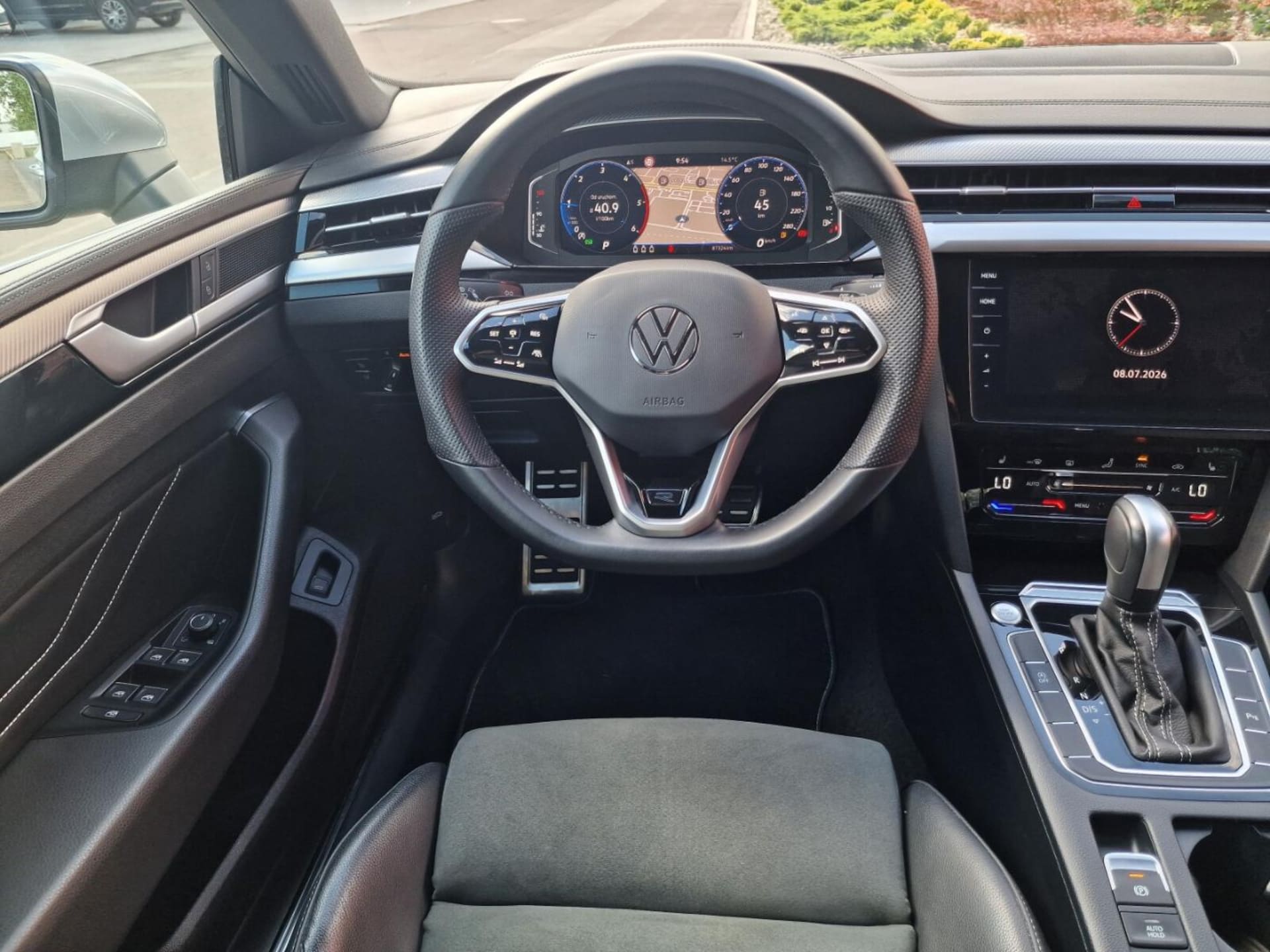 Volkswagen Arteon R-Line
