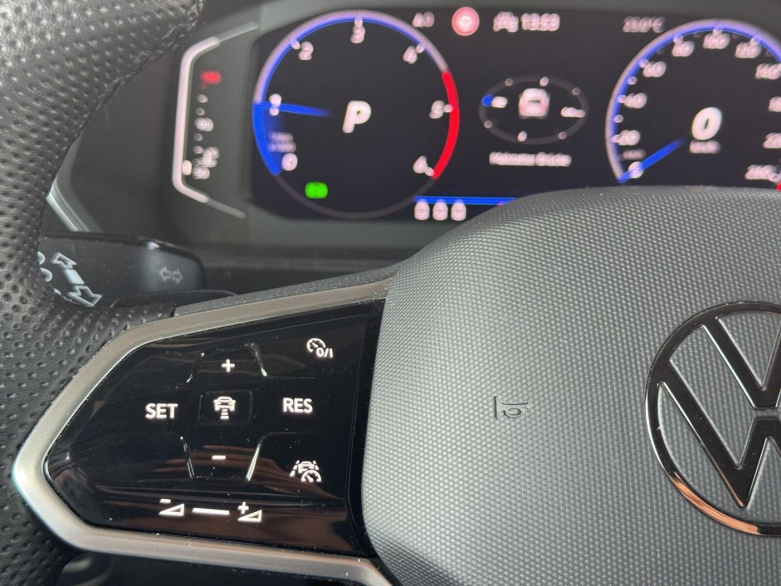 Volkswagen Tiguan – Bild 15