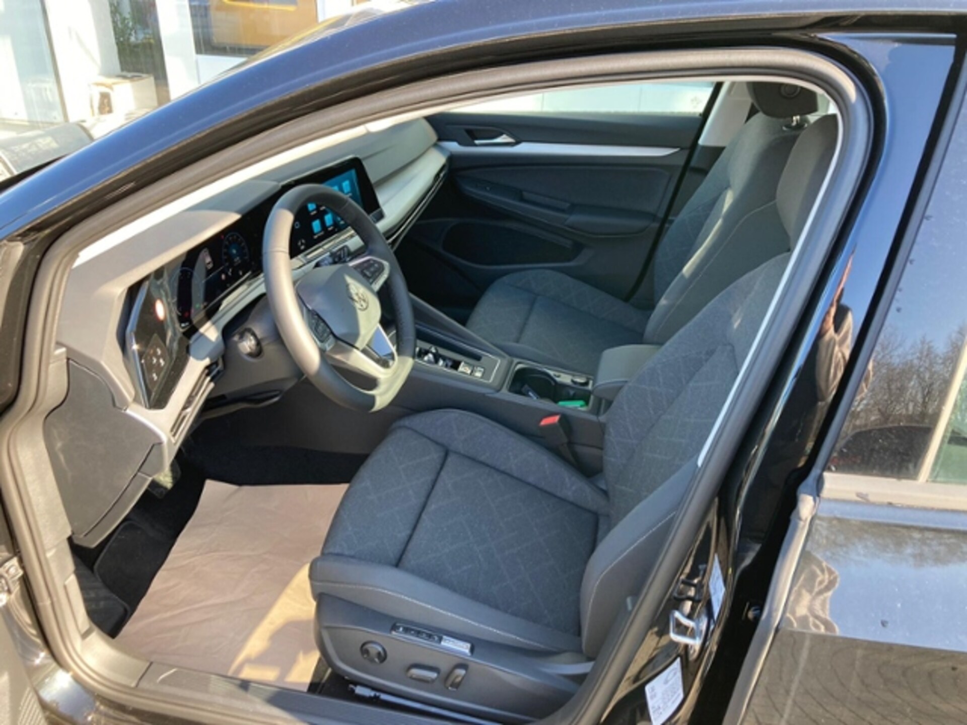 Volkswagen Golf Variant Life