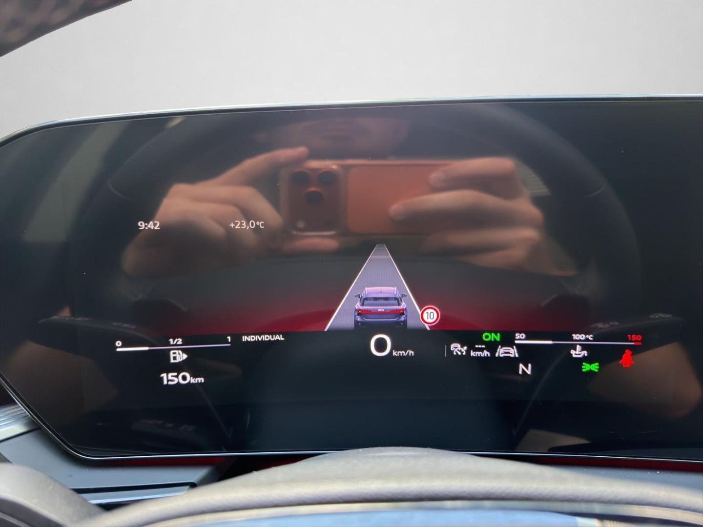 Bild über Audi A6 Avant TFSI 150 kW S tronic - für weitere Informationen kontaktieren Sie den Audi Partner