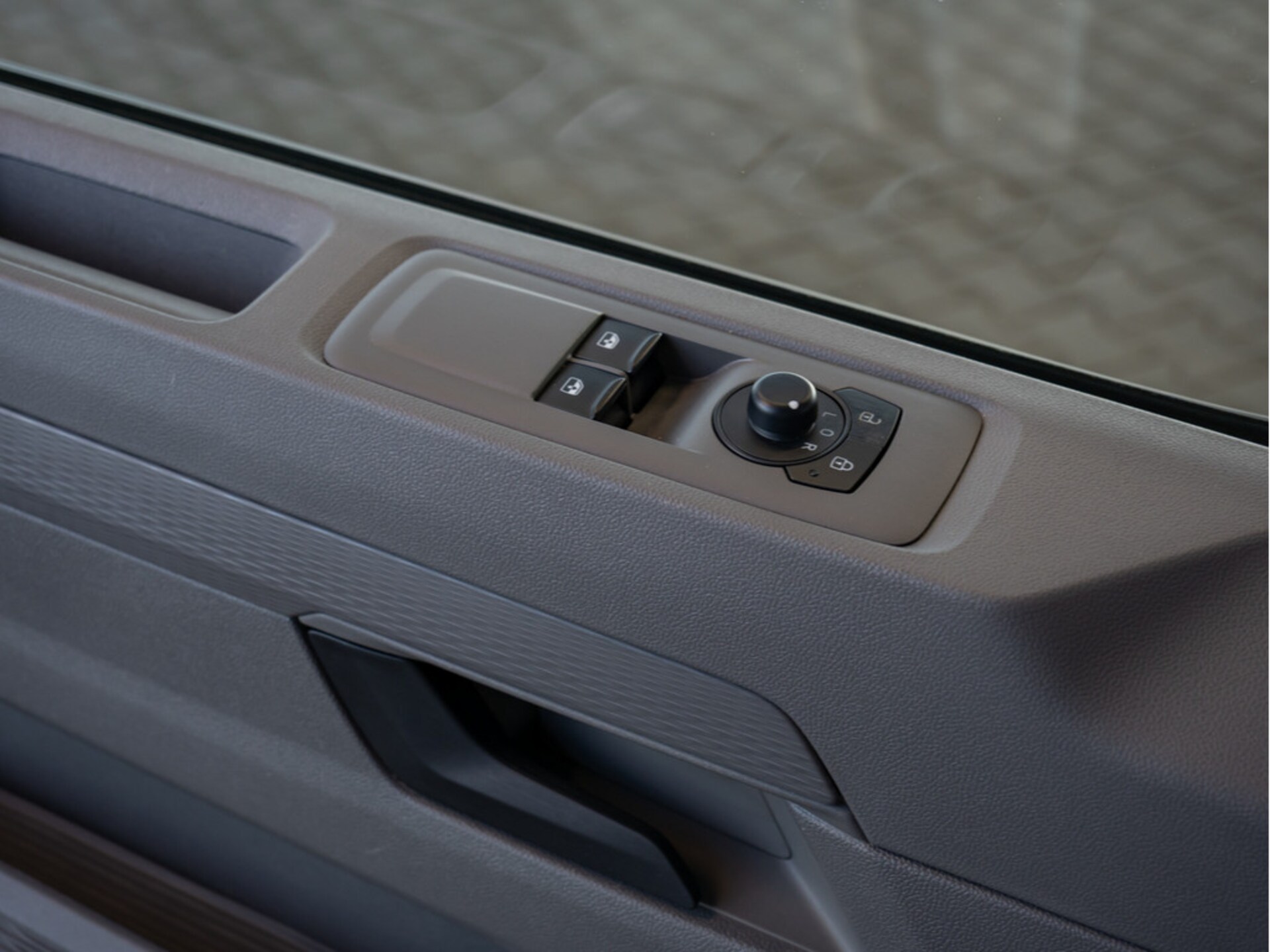 Volkswagen Transporter Kasten langer Radstand