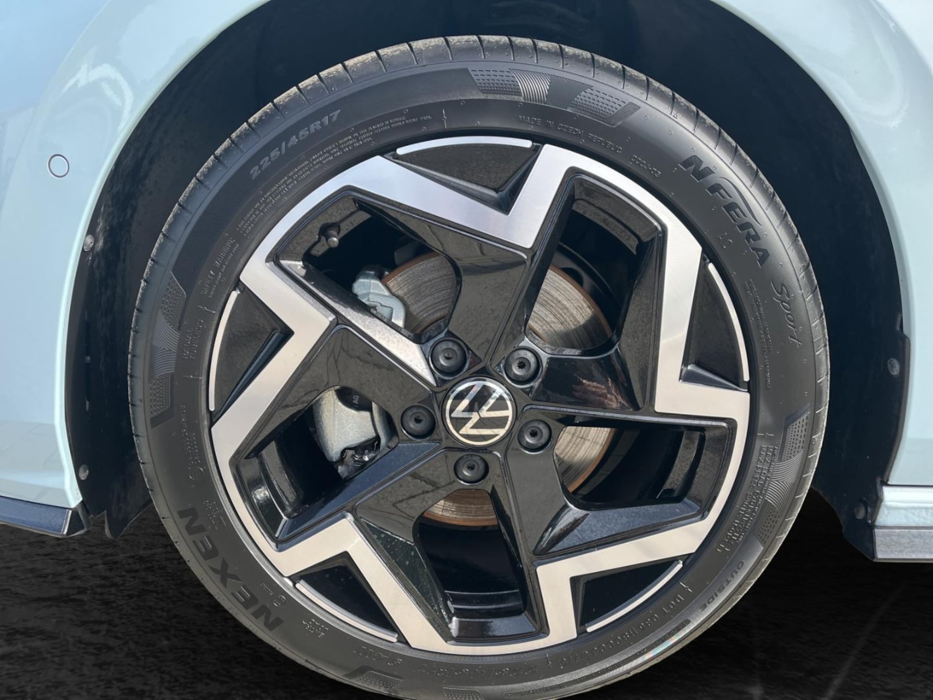 Volkswagen Golf Variant R-Line