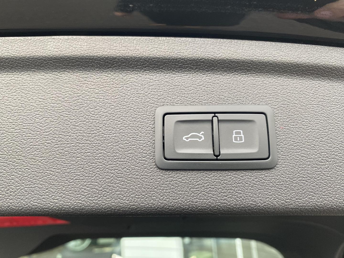 Image about Audi A3 Sportback S line 35 TDI 110 kW (150 ch) S tronic