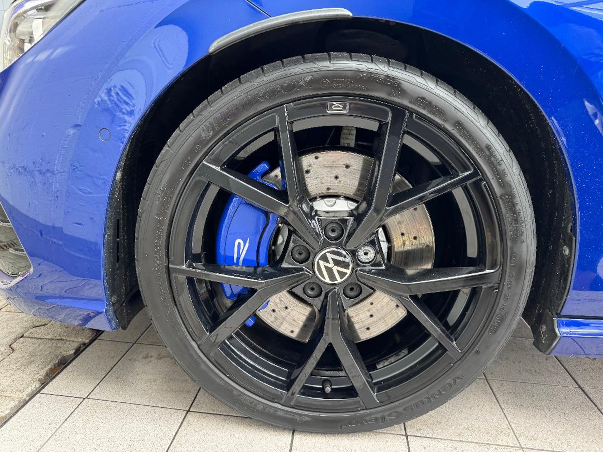 Volkswagen Golf R