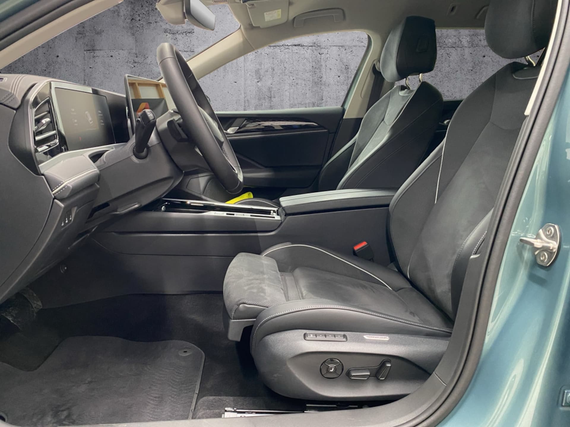 Volkswagen Passat Elegance