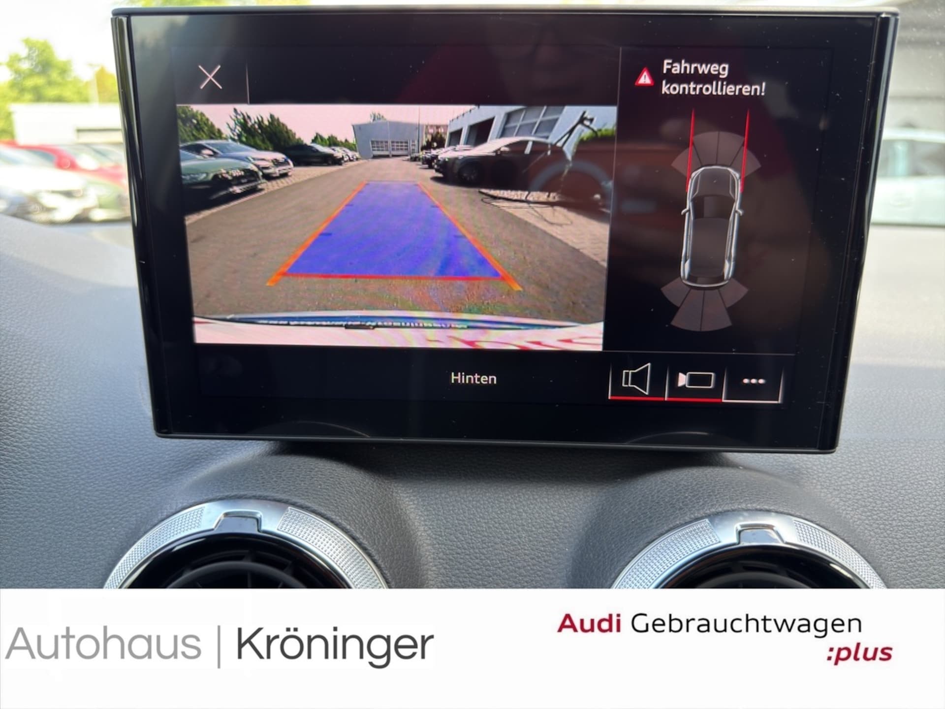 Audi Q2 S line