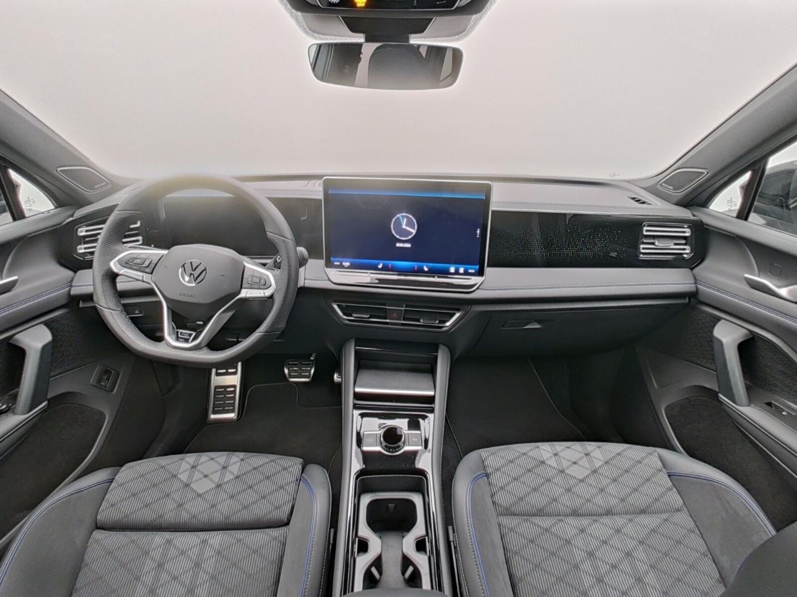 Volkswagen Tiguan – Bild 12