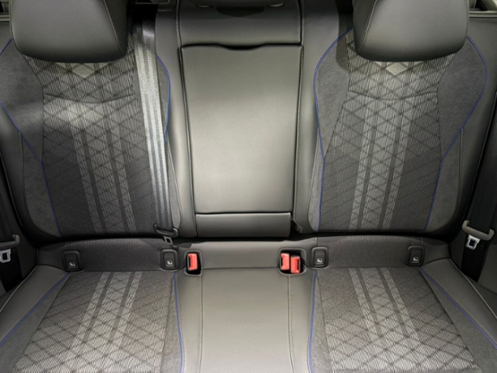 Volkswagen Passat – Bild 15