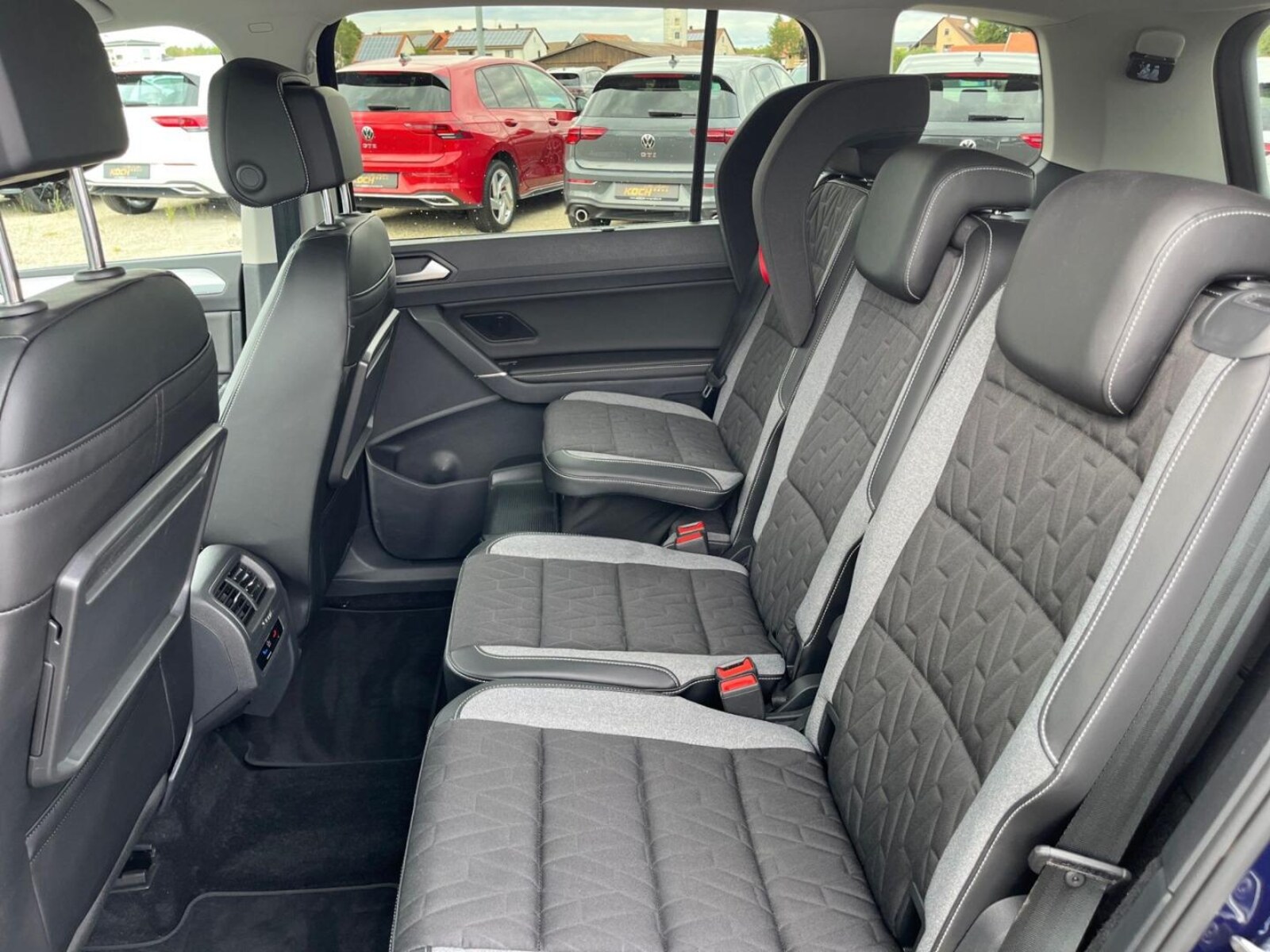 Volkswagen Touran – Bild 14