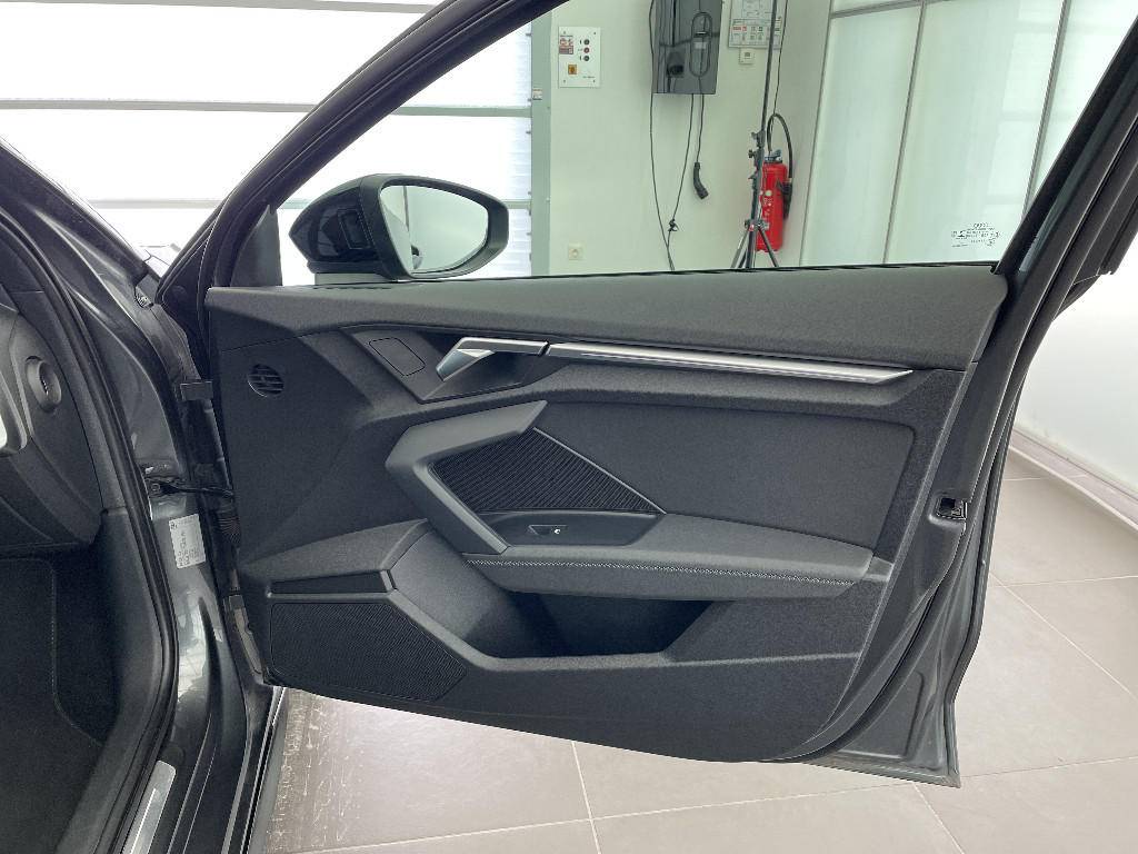 Image about Audi A3 Sportback S line 35 TDI 110 kW (150 ch) S tronic