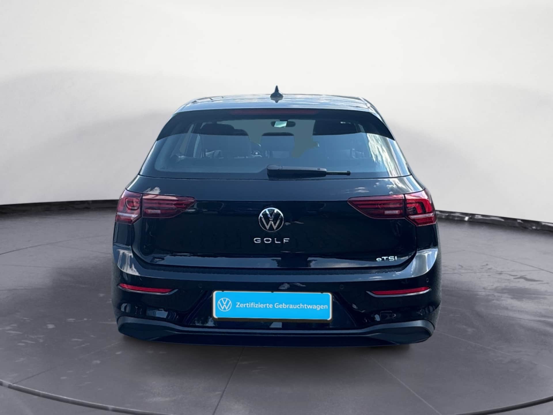 Volkswagen Golf Life