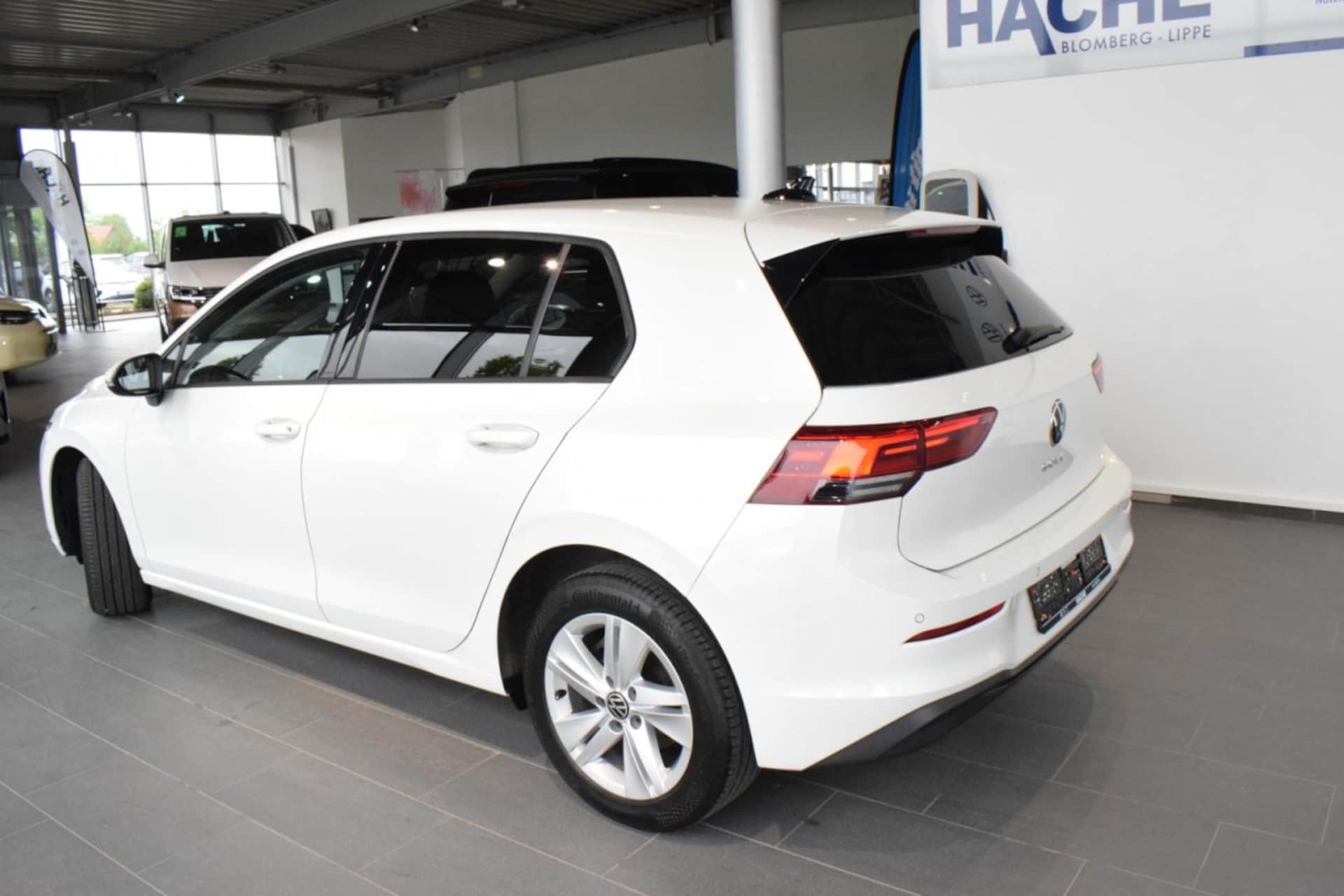 Volkswagen Golf Life