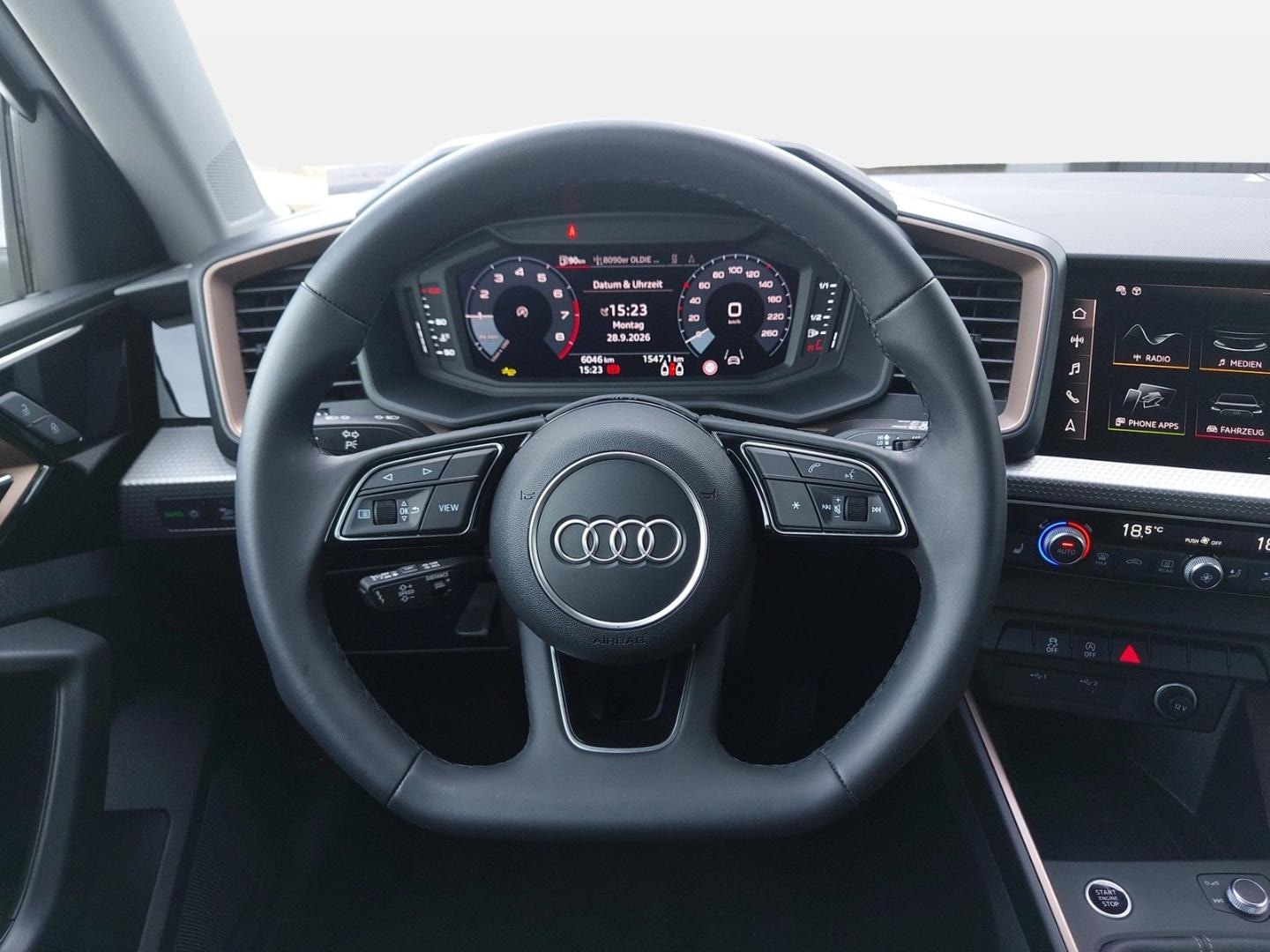 Bild über Audi A1 allstreet 30 TFSI Schaltgetriebe - für weitere Informationen kontaktieren Sie den Audi Partner