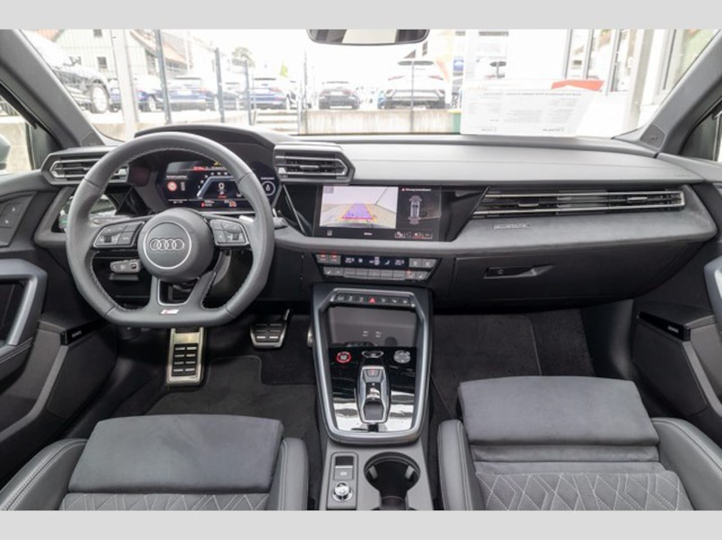 Bild über Audi S3 Sportback TFSI quattro S tronic - für weitere Informationen kontaktieren Sie den Audi Partner