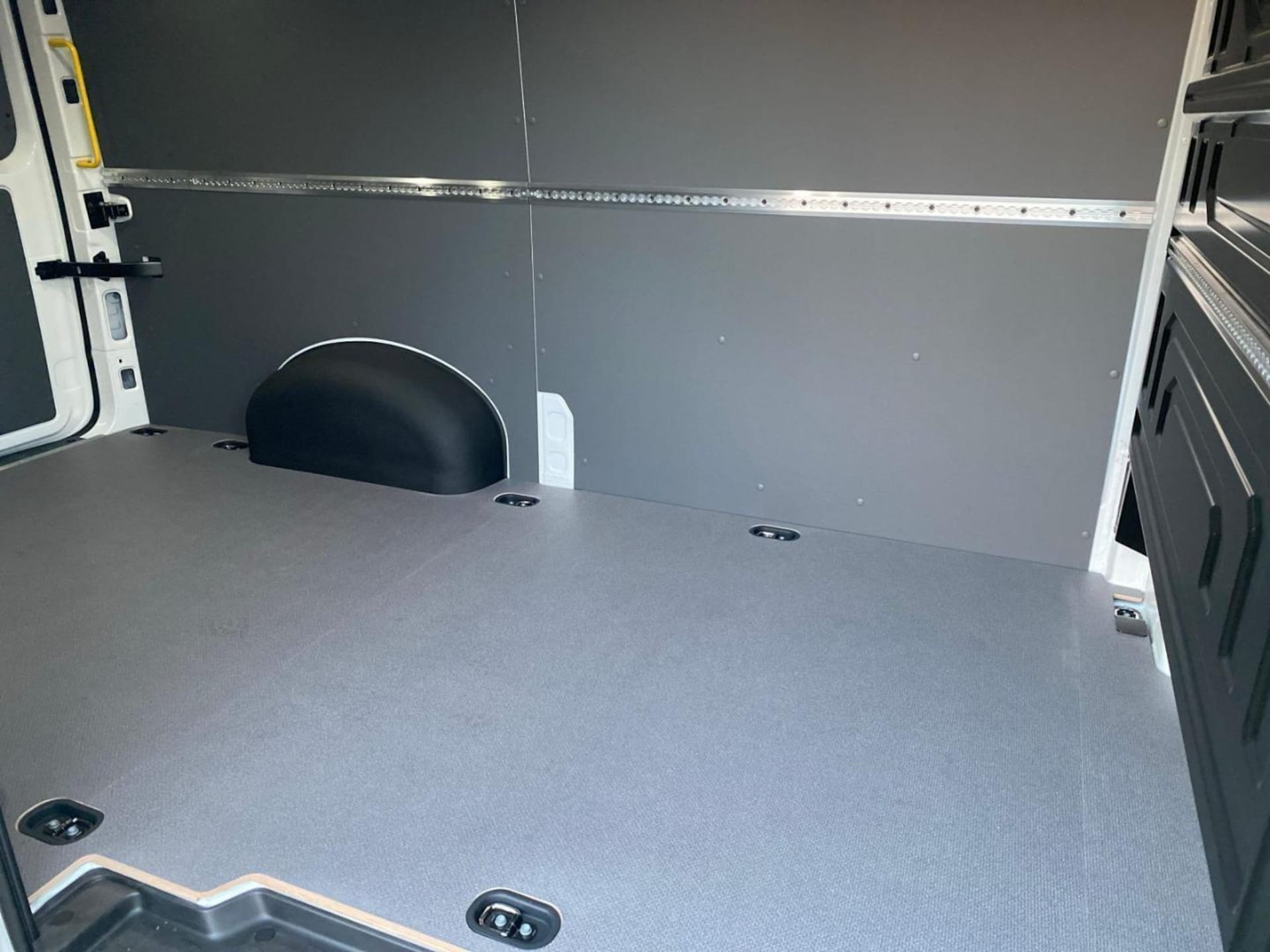 Volkswagen Crafter Kasten mittlerer Radstand
