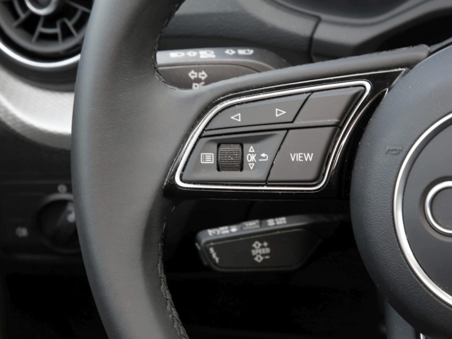 Bild über Audi Q2 40 TFSI quattro S tronic - für weitere Informationen kontaktieren Sie den Audi Partner