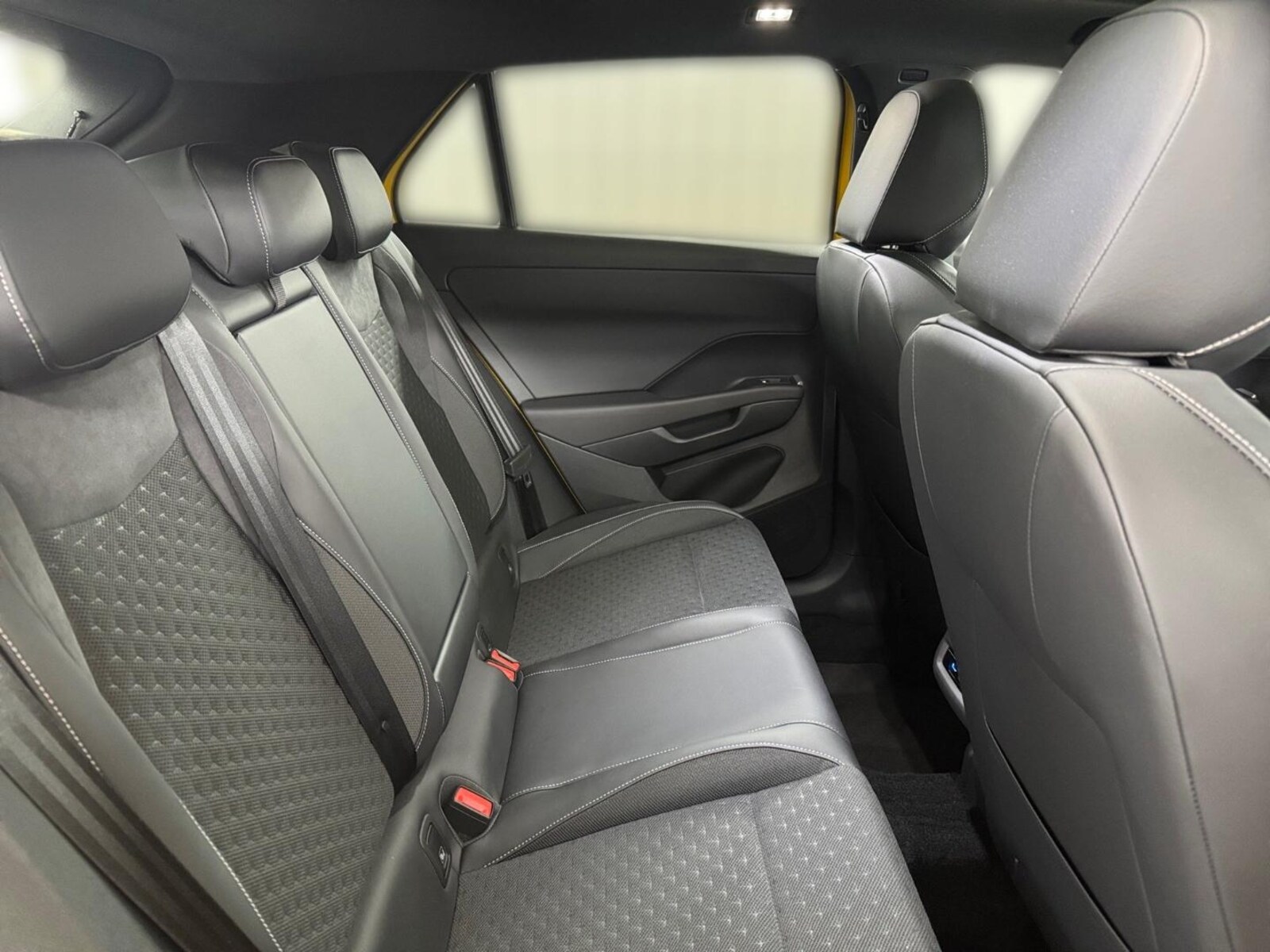 Volkswagen T-Roc – Bild 9
