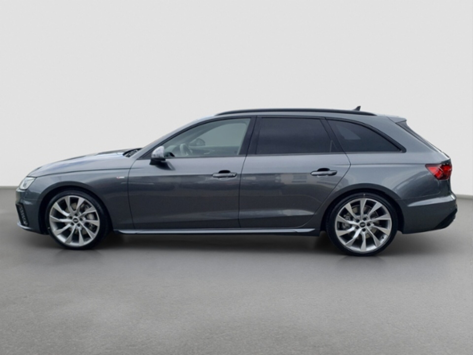 Audi A4 Avant S line