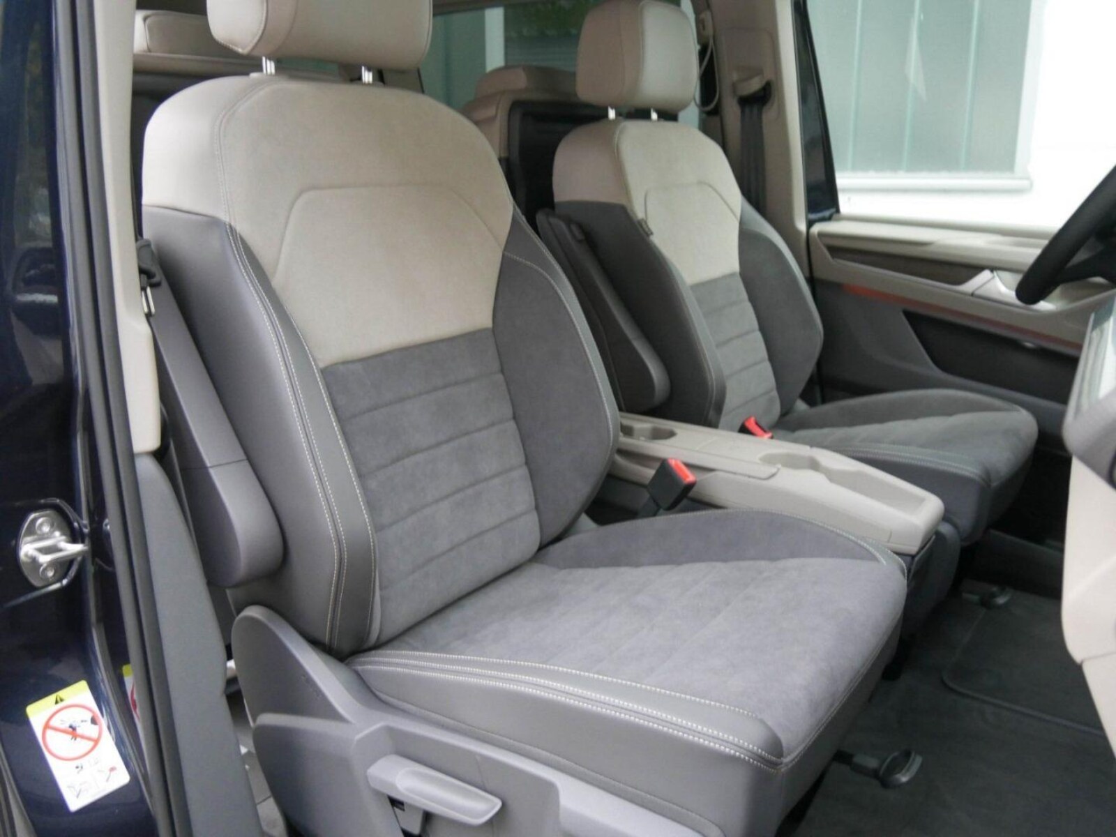 Volkswagen Multivan Langversion – Bild 7