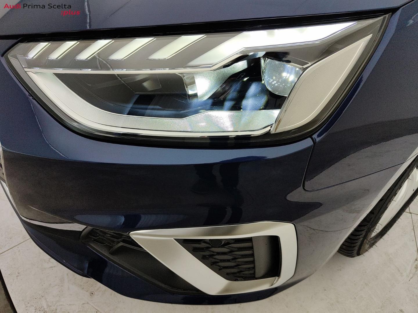 Immagine di Audi A4 Avant S line edition 35 TDI 120 kW (163 CV) S tronic - Vista: for more details contact your dealer