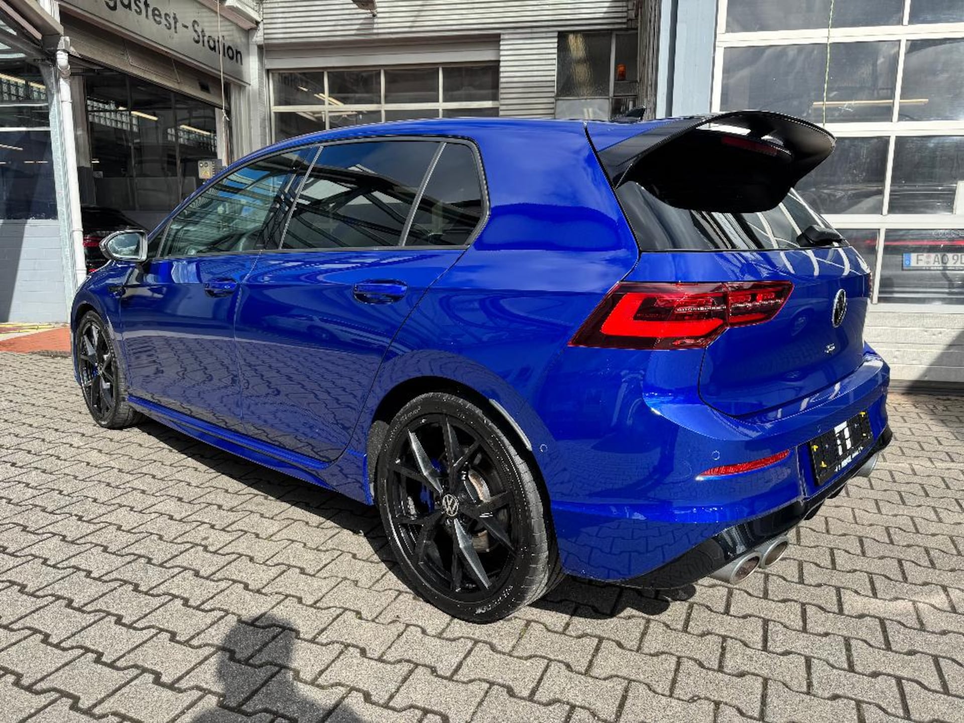 Volkswagen Golf R