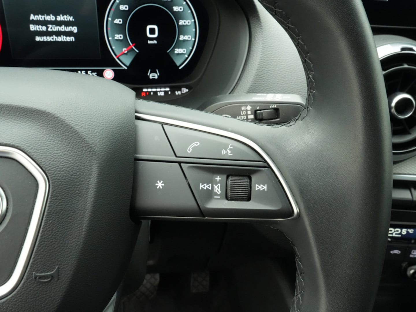Bild über Audi Q2 advanced 35 TFSI S tronic - für weitere Informationen kontaktieren Sie den Audi Partner