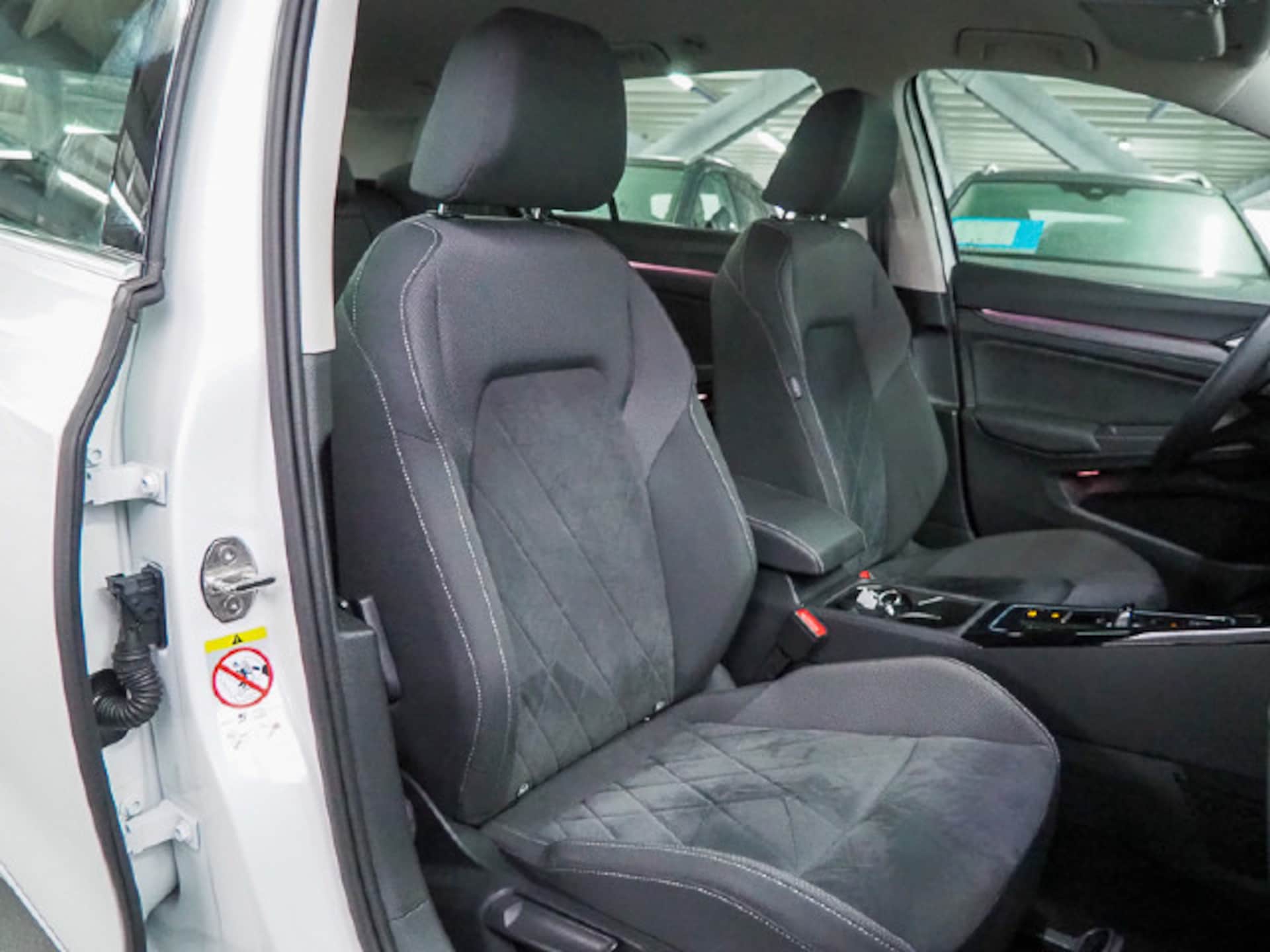 Volkswagen Golf Variant Style