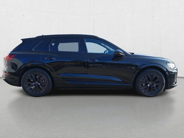 2024 Audi Q8 e-tron