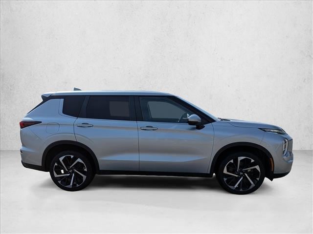 2022 Mitsubishi Outlander