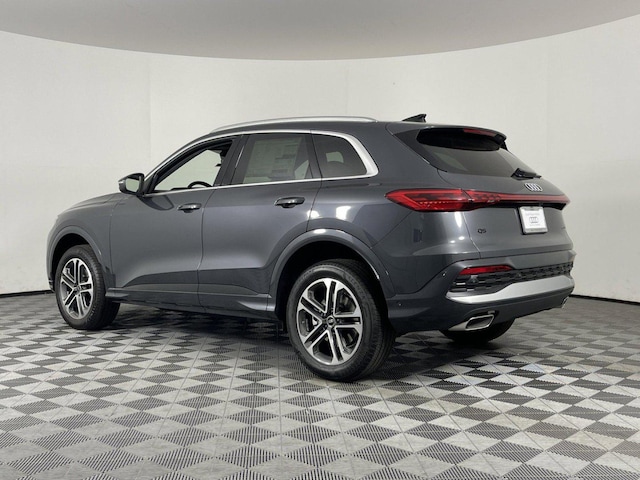 2025 Audi Q5 Premium - Photo 12