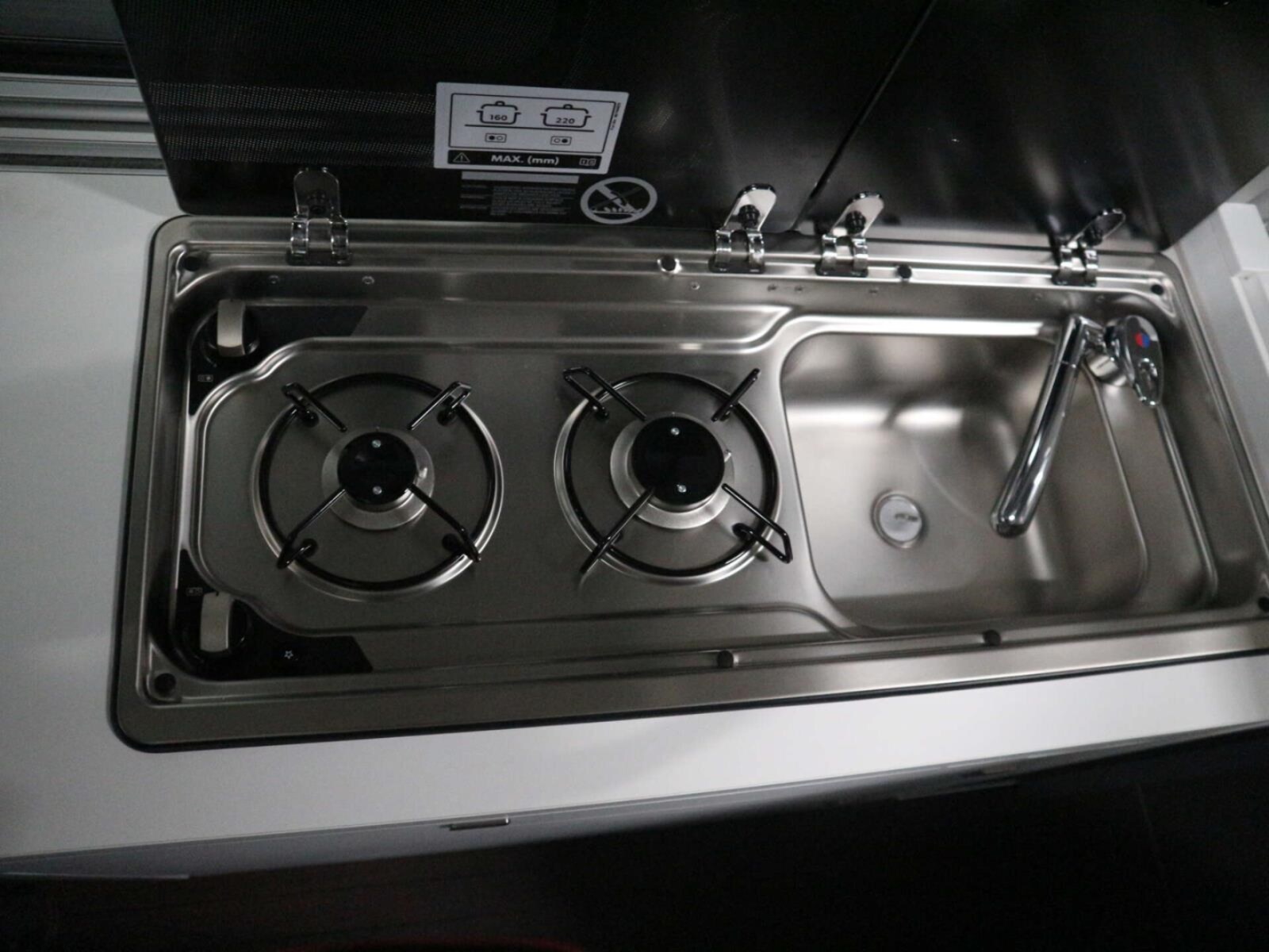 Volkswagen Grand California 600 – Bild 13